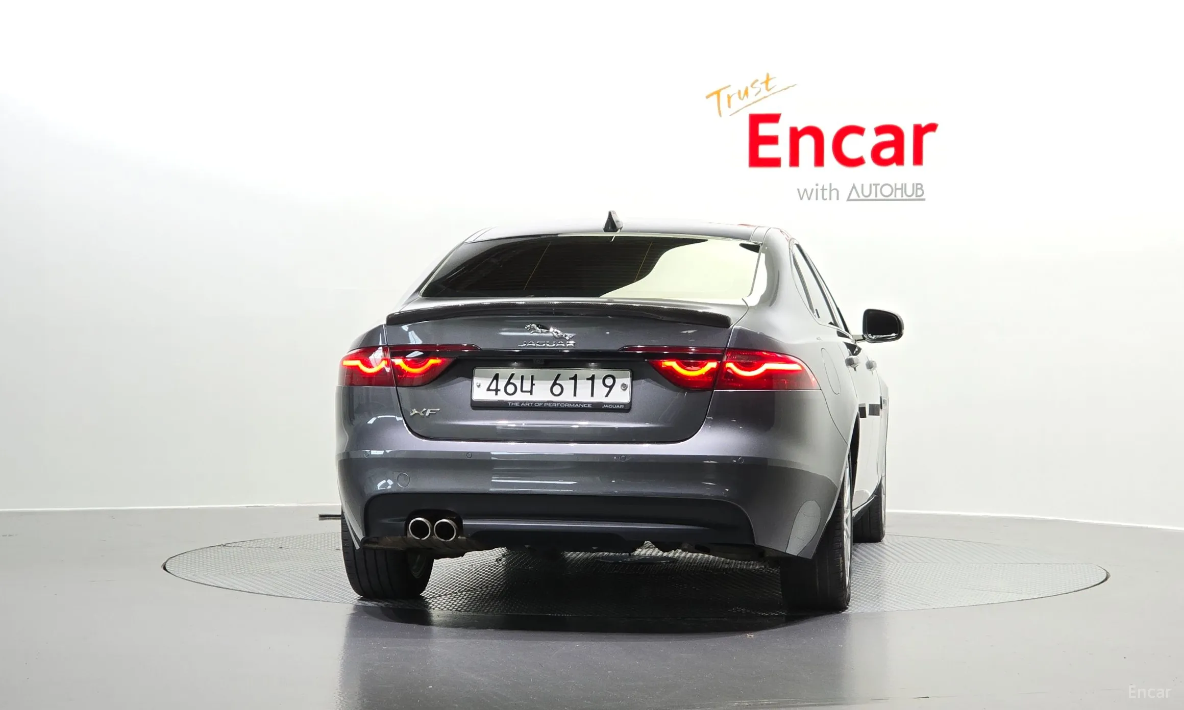 Jaguar XF (x260) превью 4