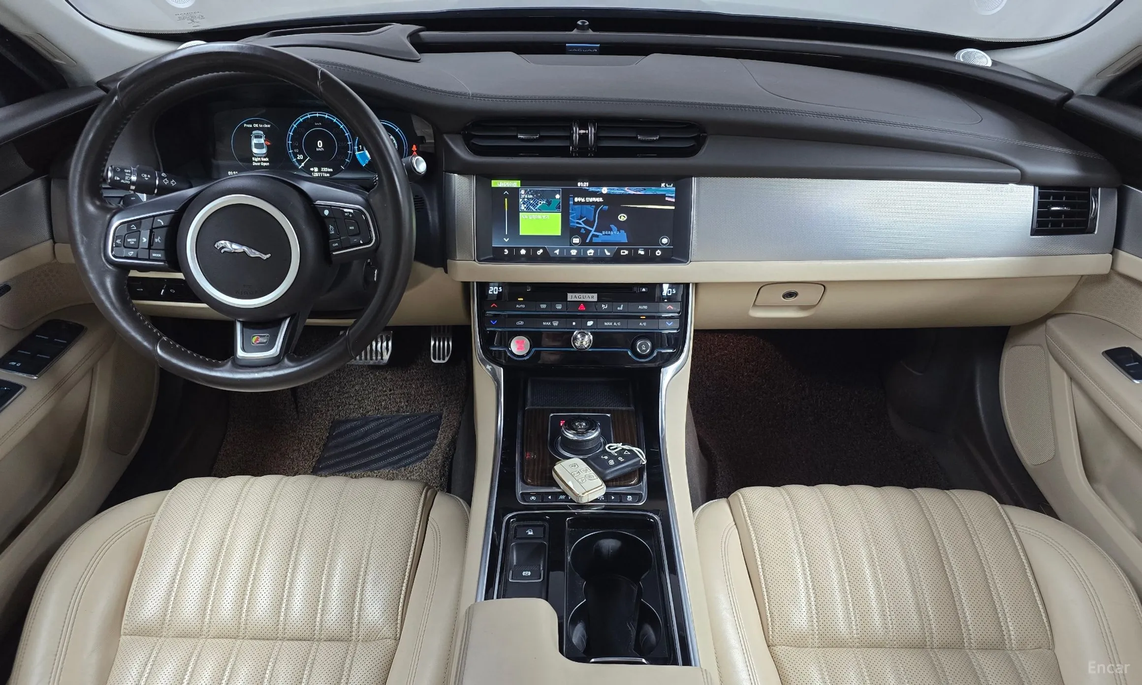 Jaguar XF (x260) превью 7