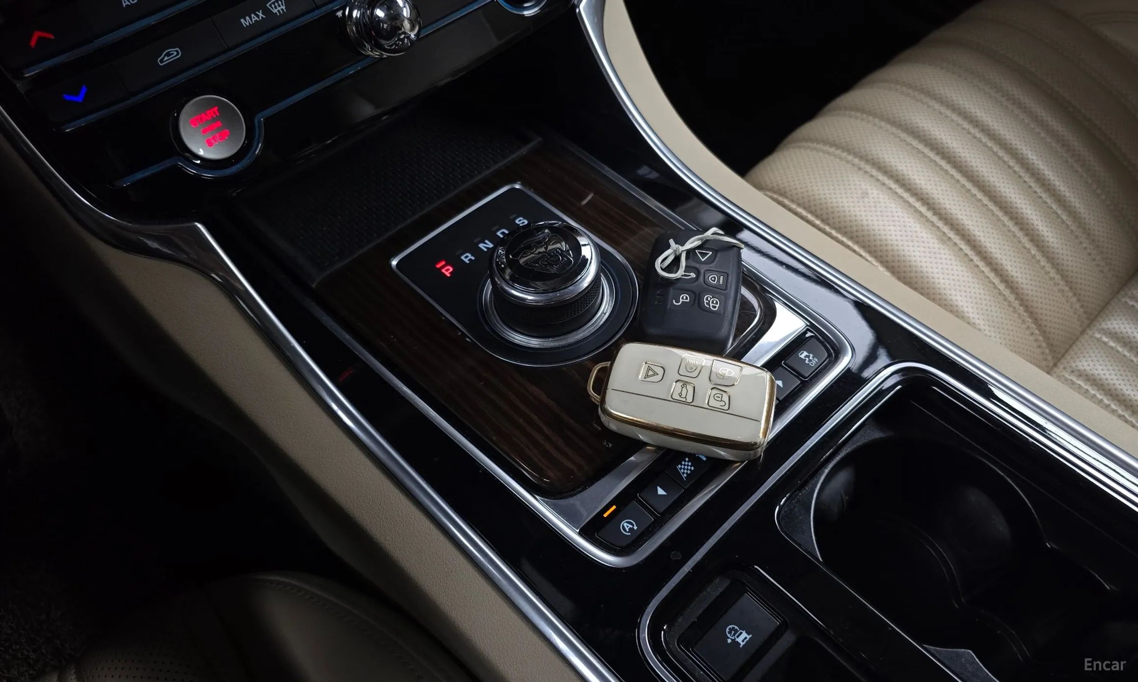Jaguar XF (x260) превью 9