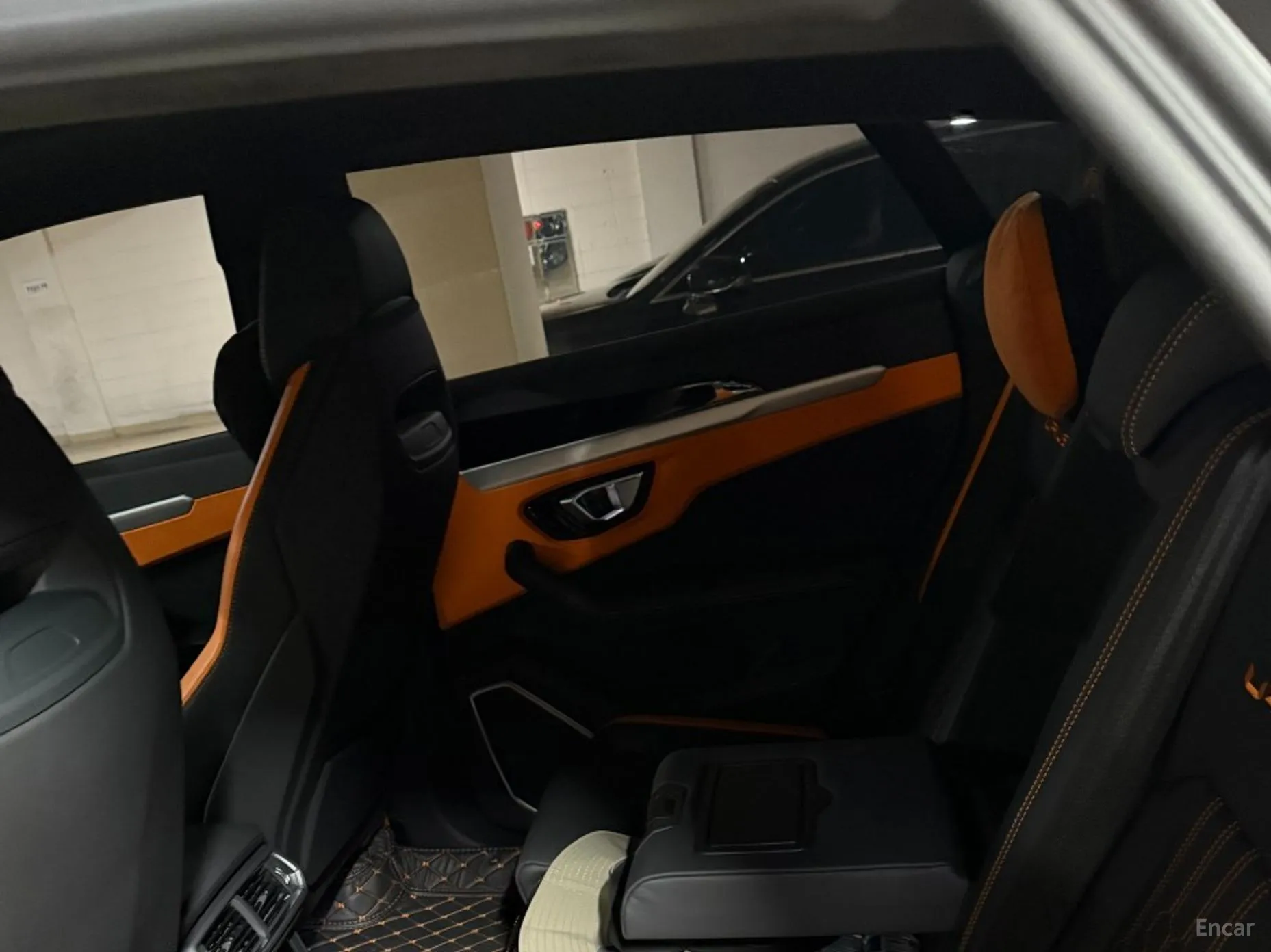 Lamborghini Urus превью 13