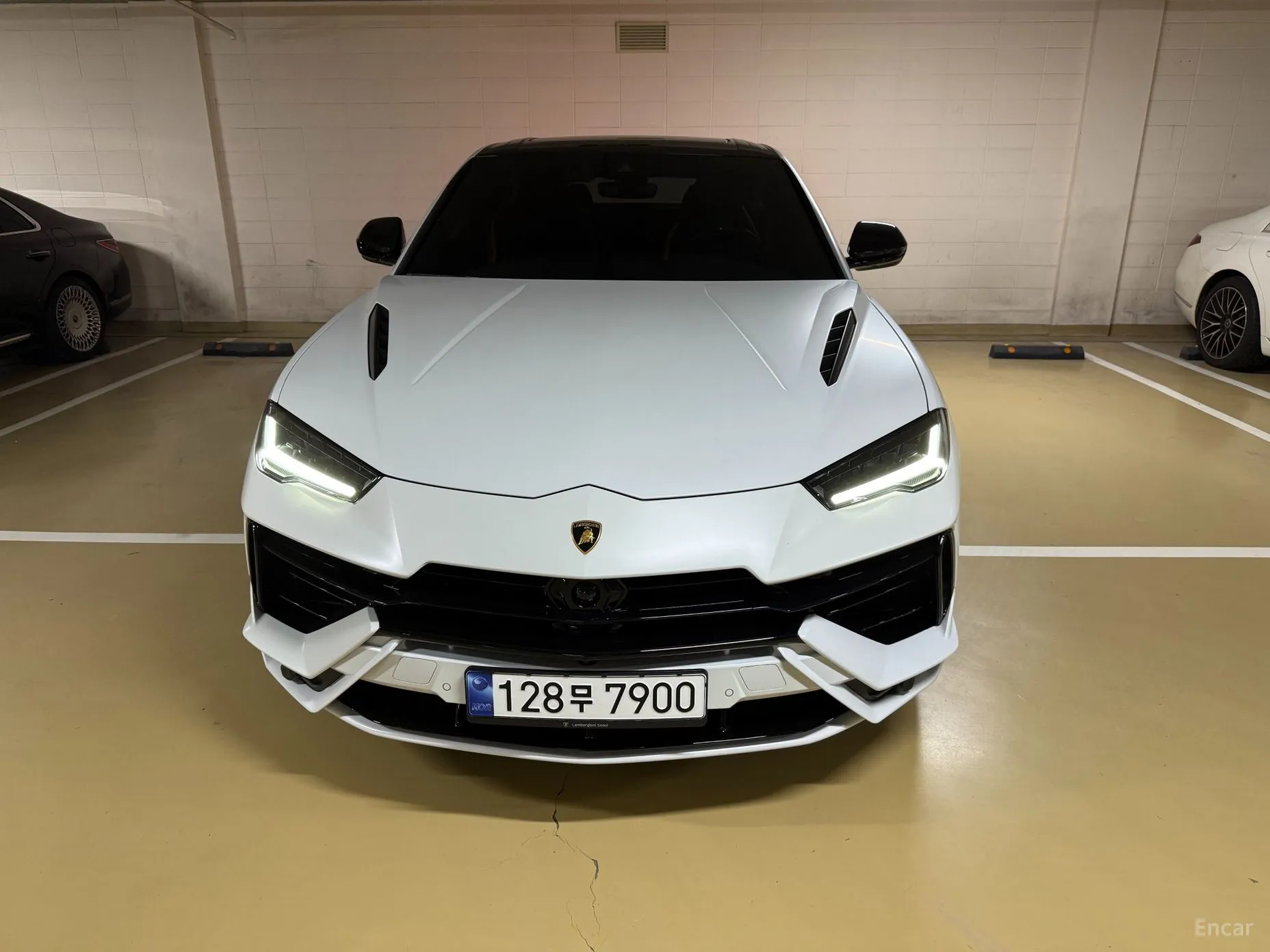 Lamborghini Urus превью 3