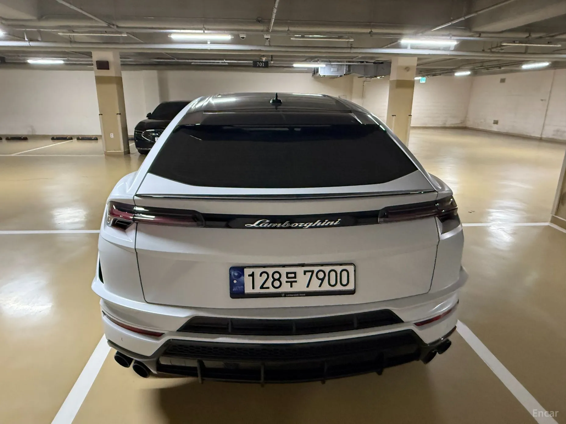 Lamborghini Urus превью 4