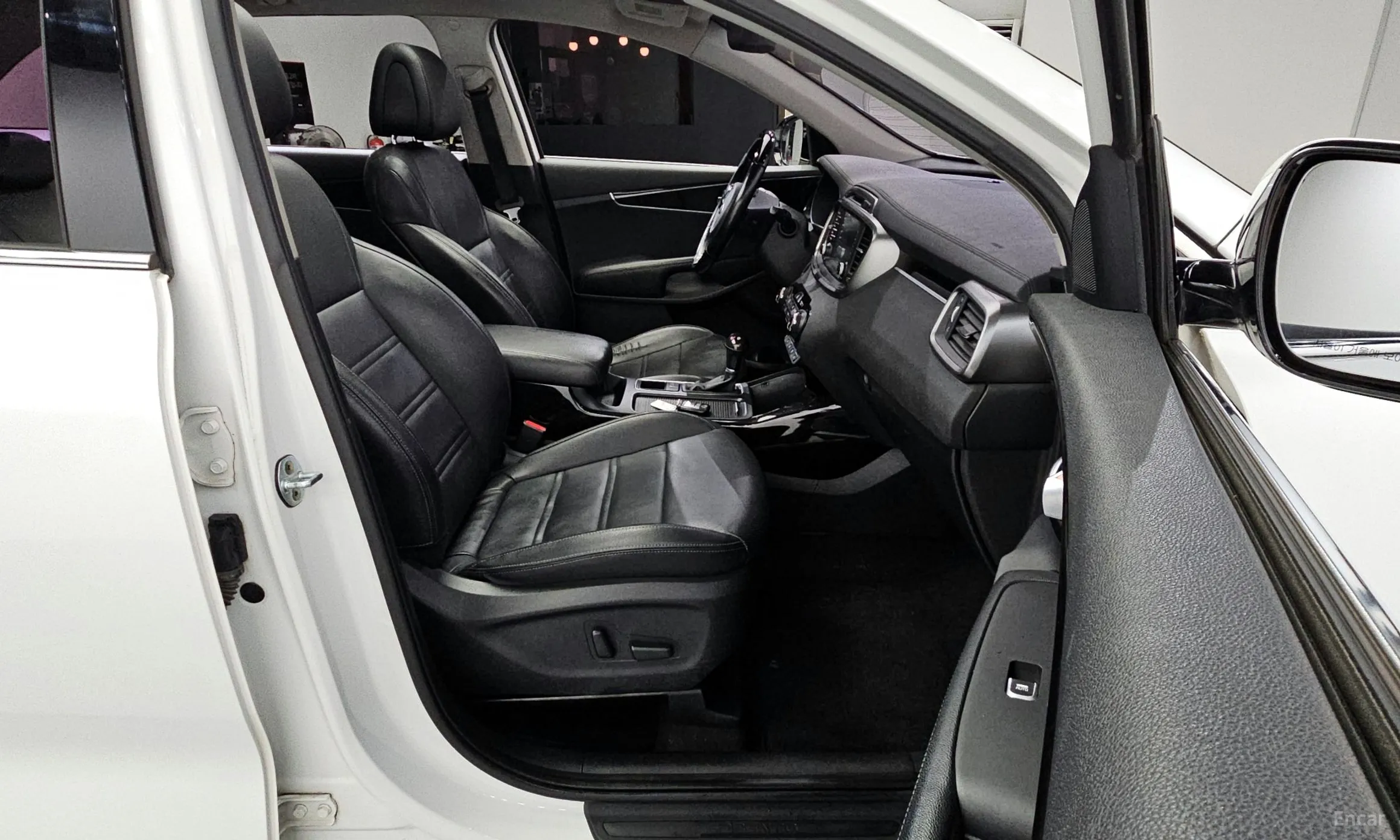 Kia Sorento превью 12