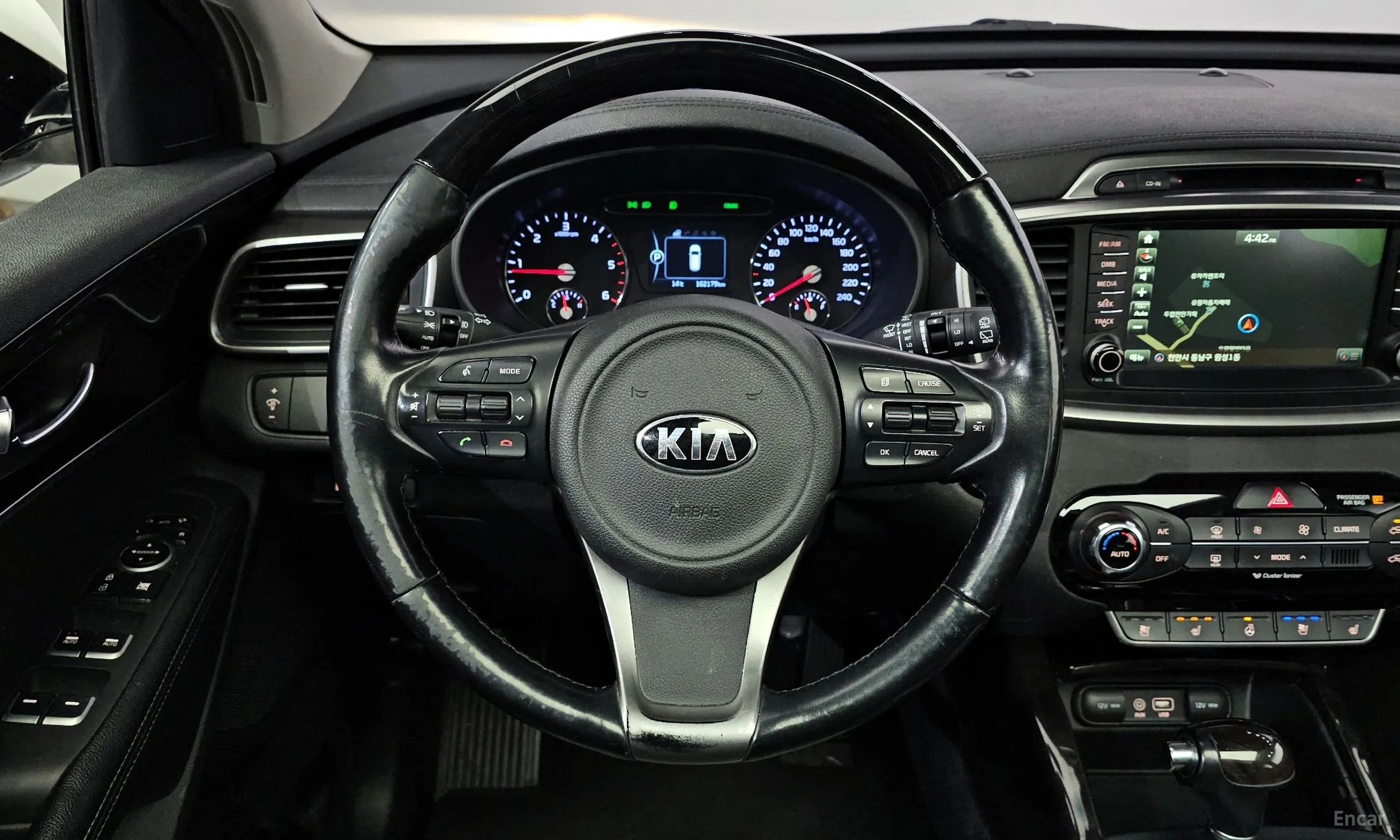 Kia Sorento превью 14