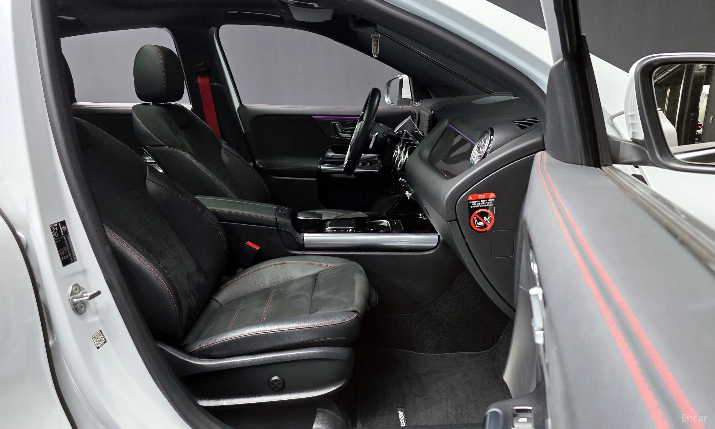 Mercedes Benz GLA-Class H247 превью 11