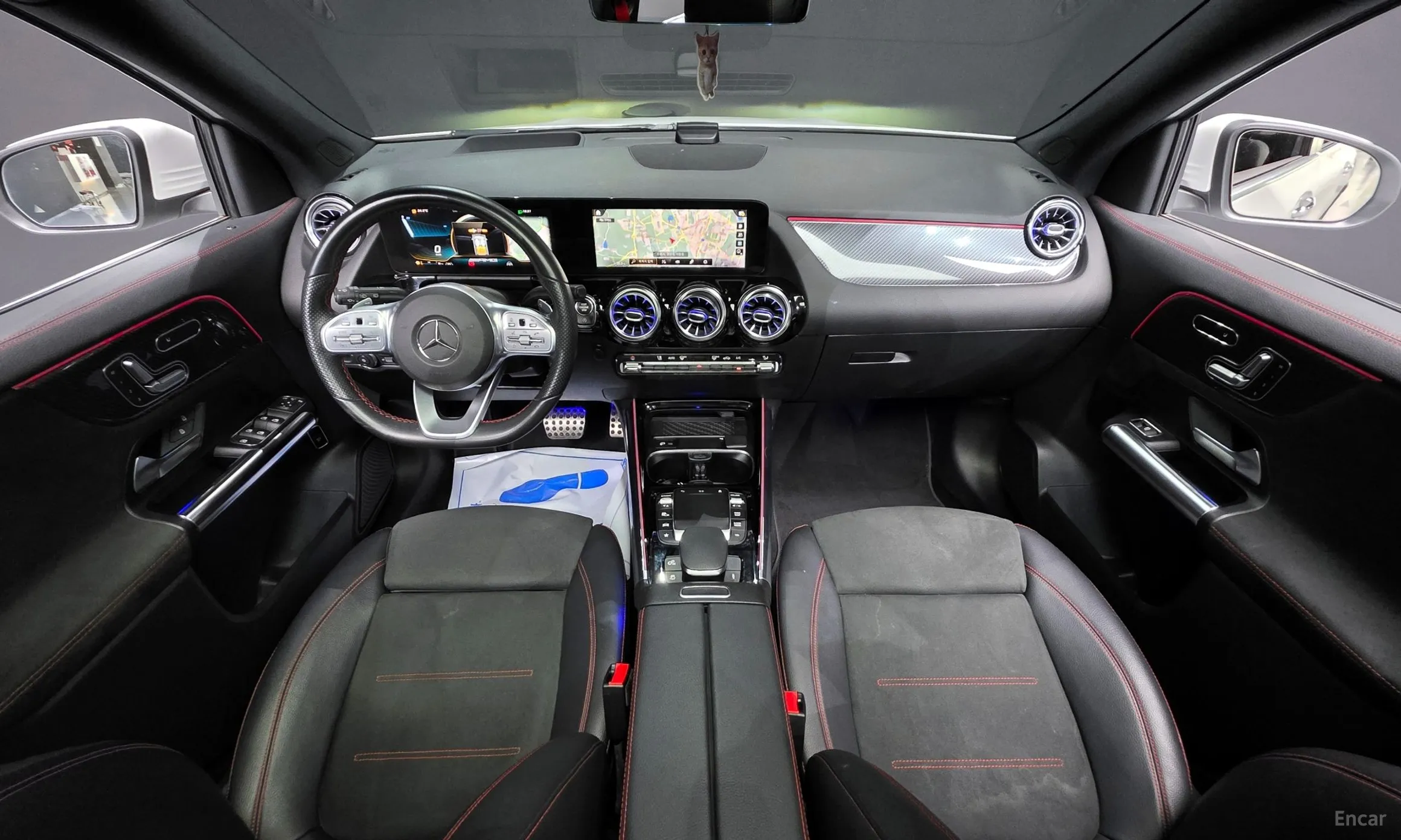 Mercedes Benz GLA-Class H247 превью 7