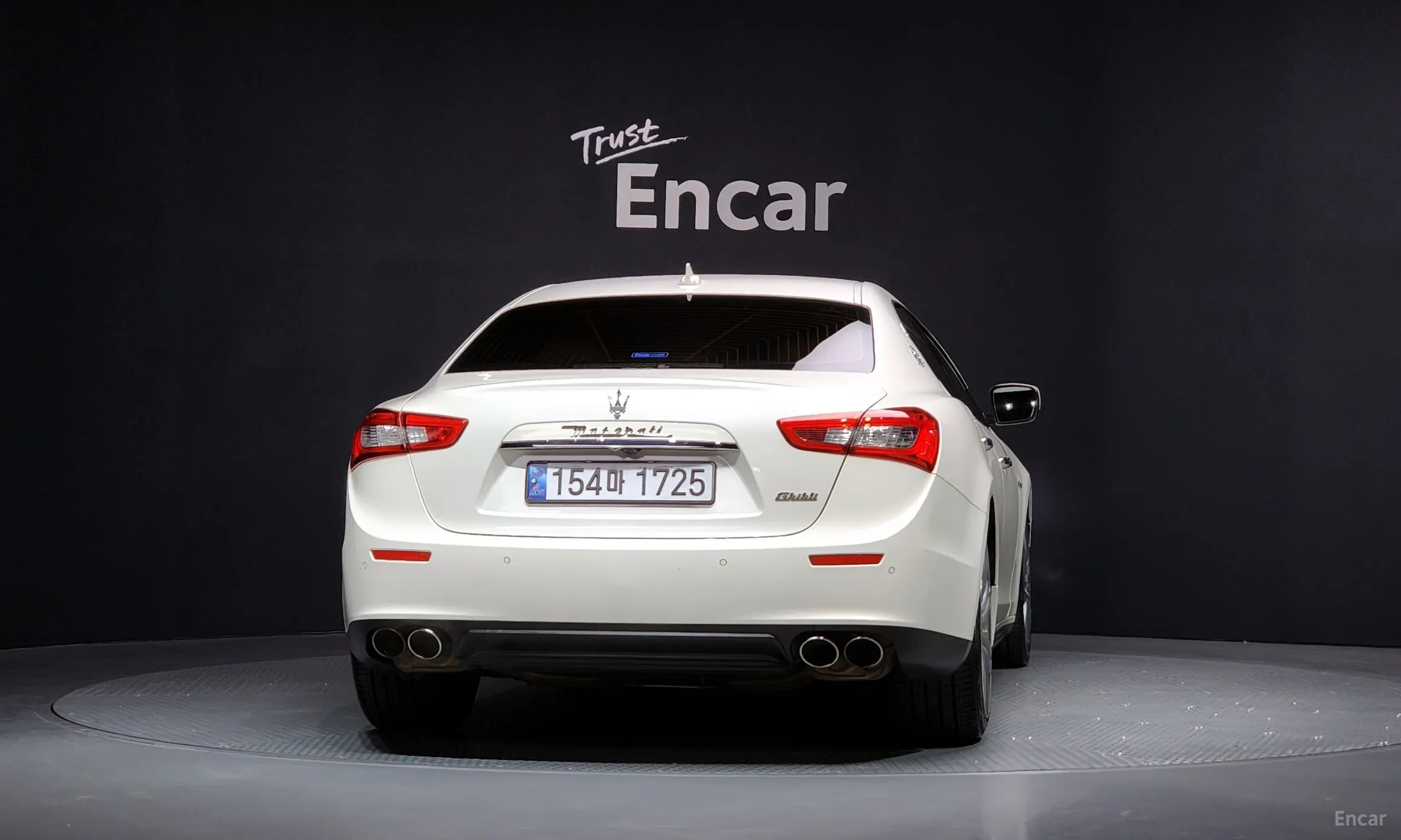 Maserati Ghibli превью 4