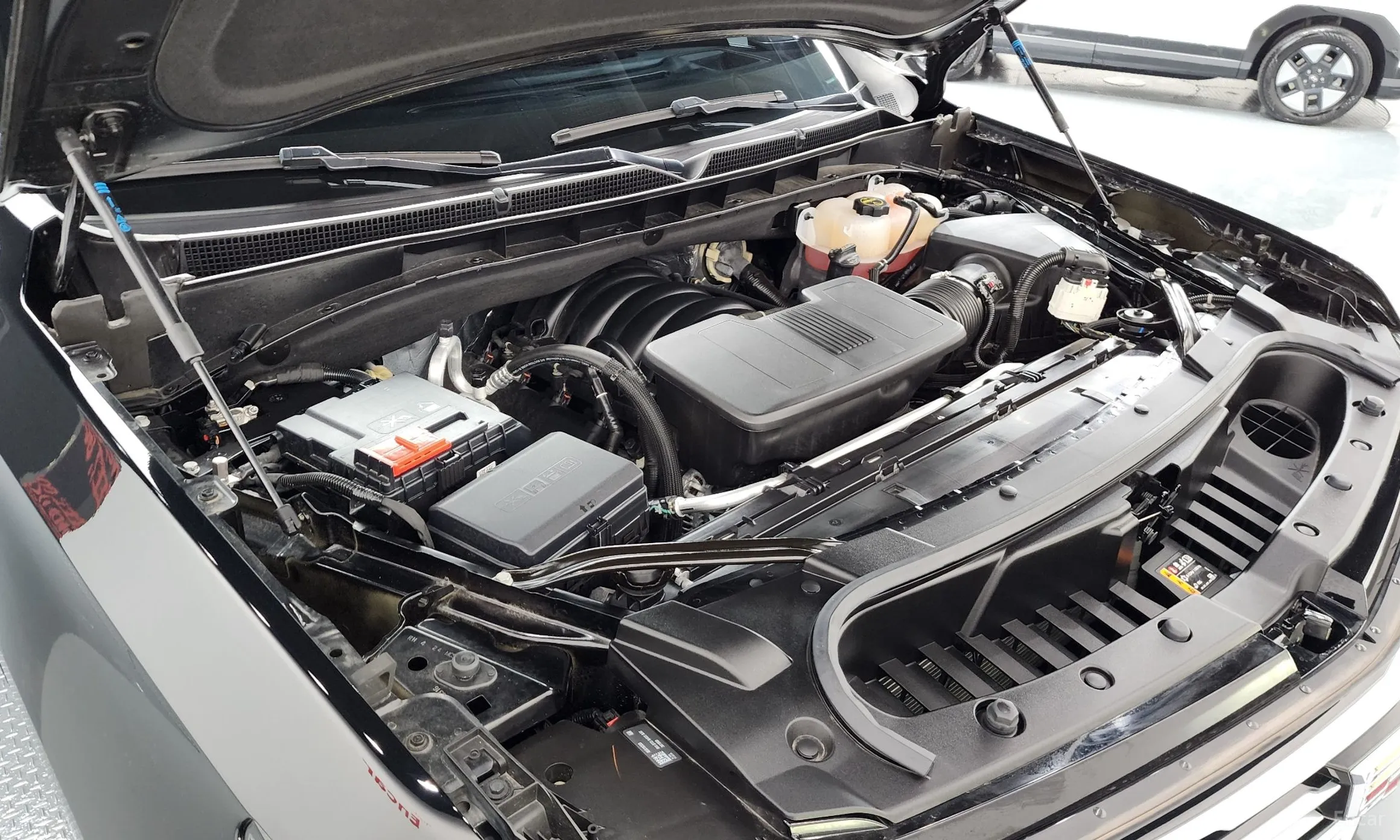 Cadillac Escalade 5th Generation превью 6