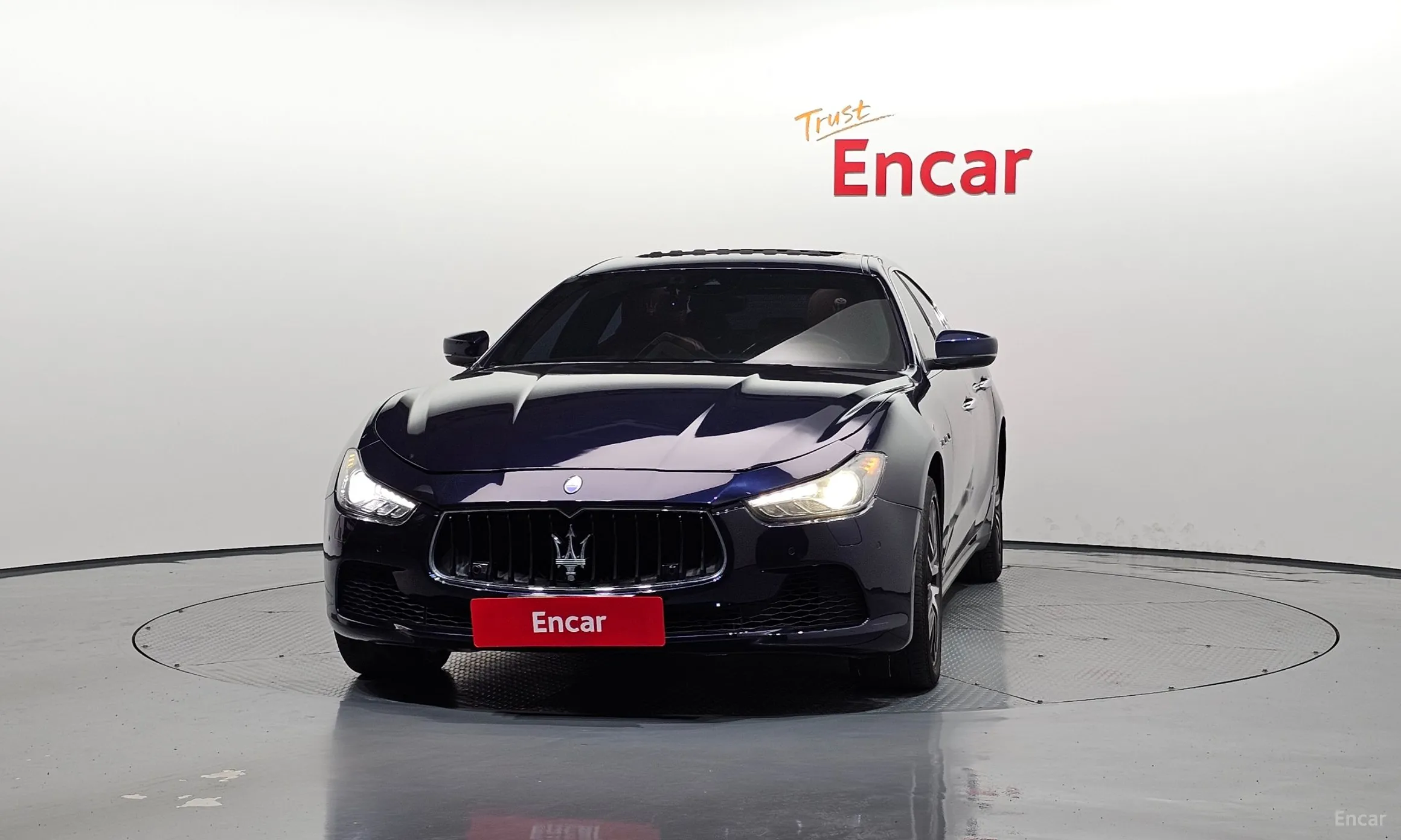 Maserati Ghibli превью 3