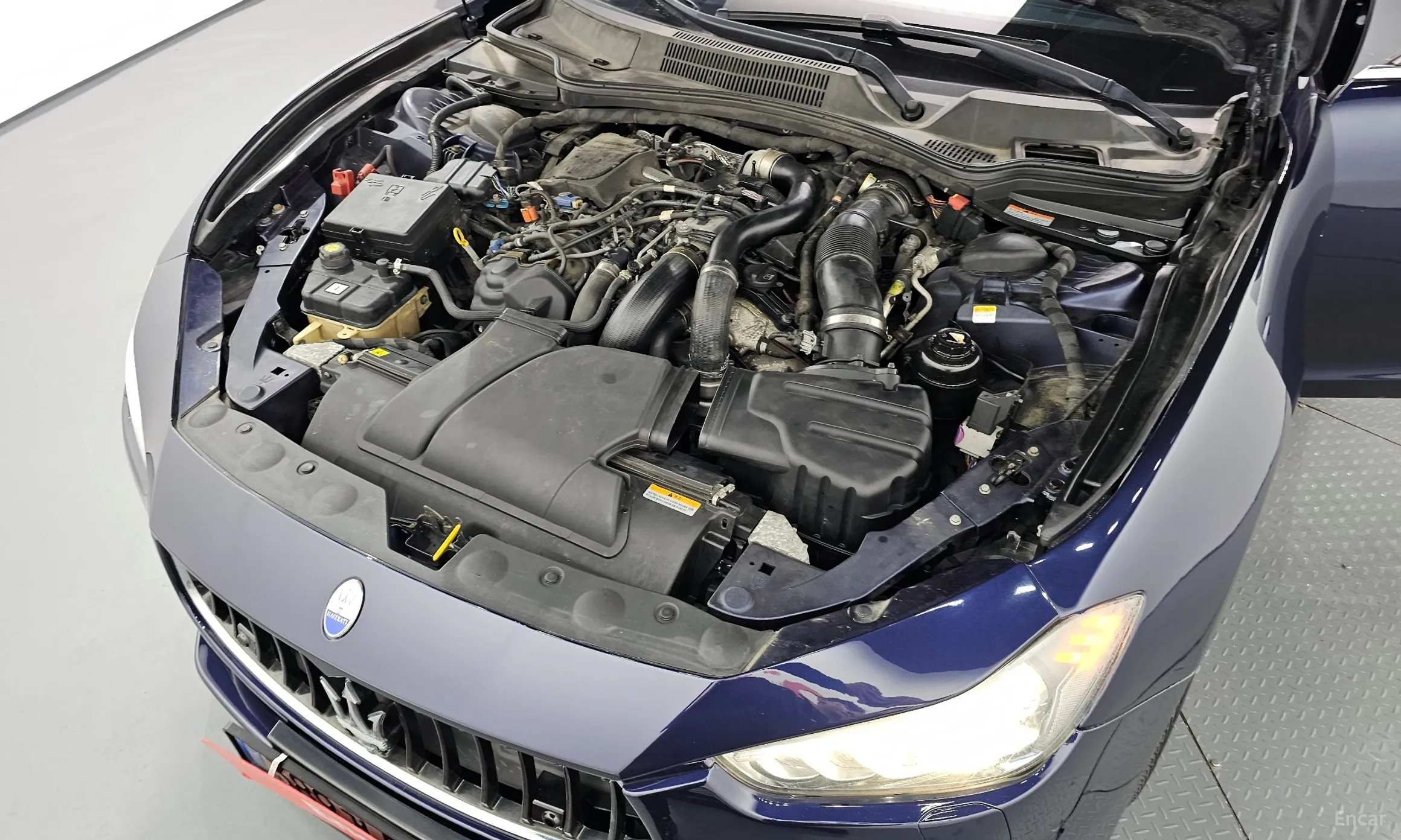 Maserati Ghibli превью 6