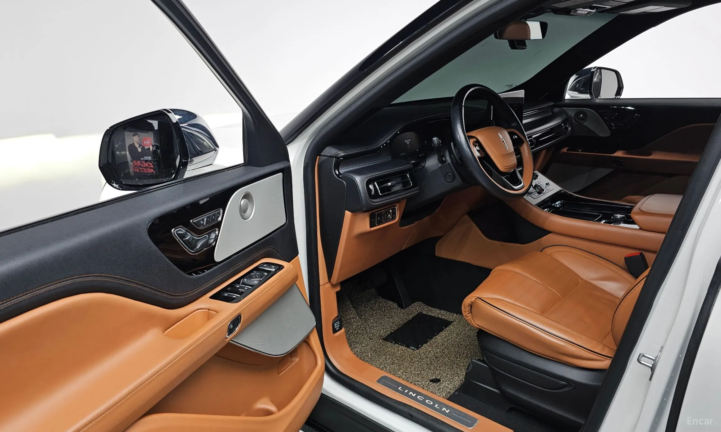 Lincoln Aviator 2nd Generation превью 11