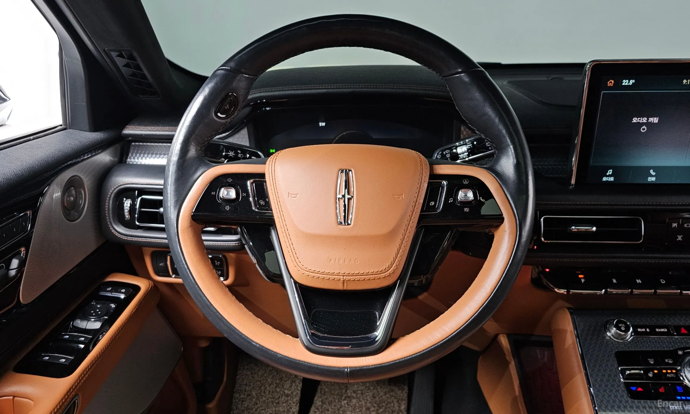 Lincoln Aviator 2nd Generation превью 13