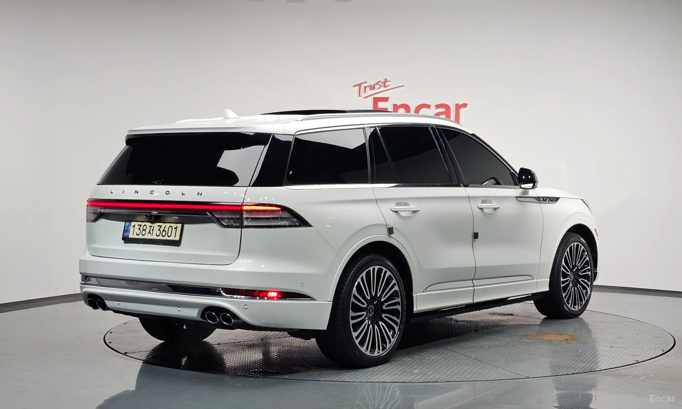 Lincoln Aviator 2nd Generation превью 2