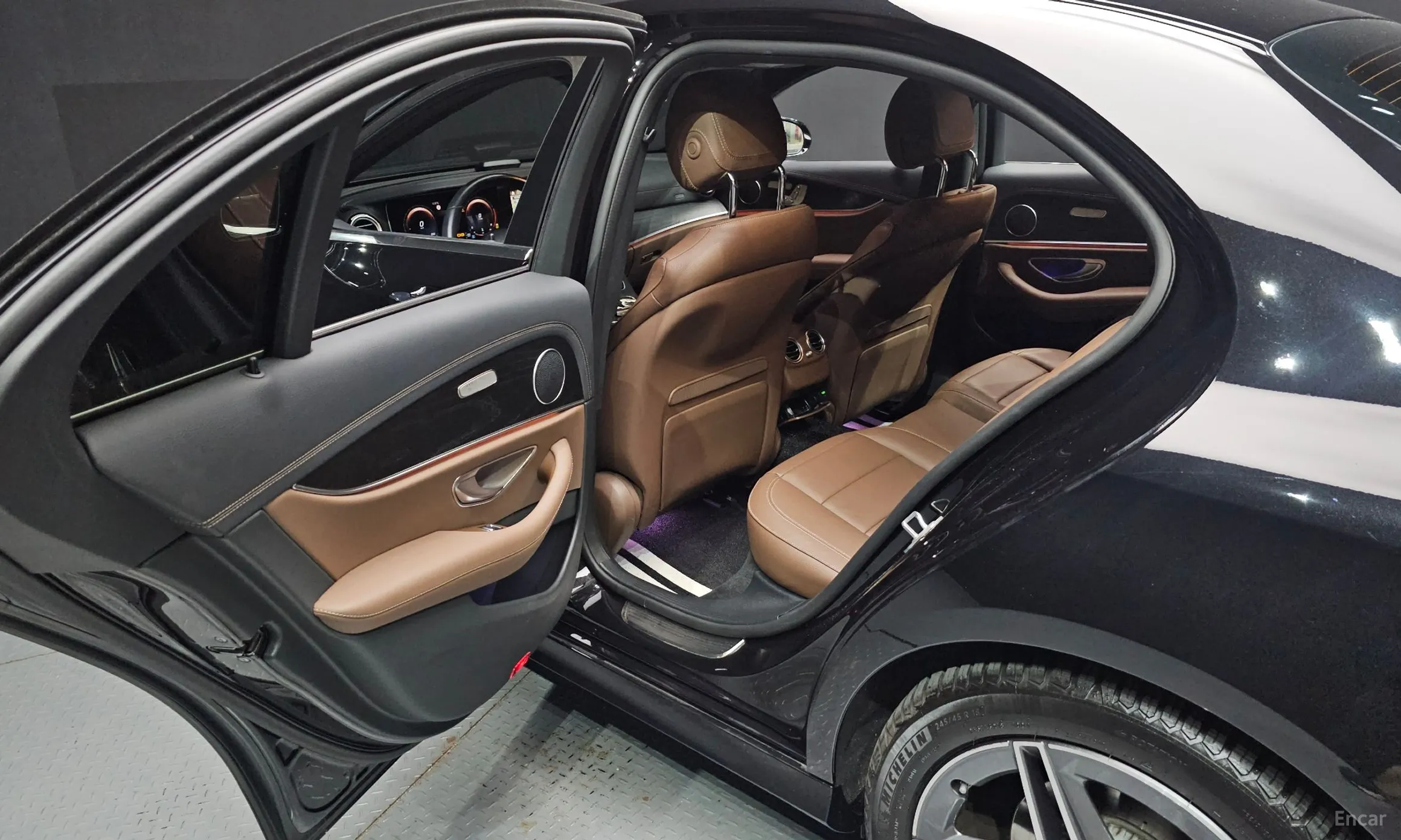 Mercedes Benz E-Class W213 превью 12
