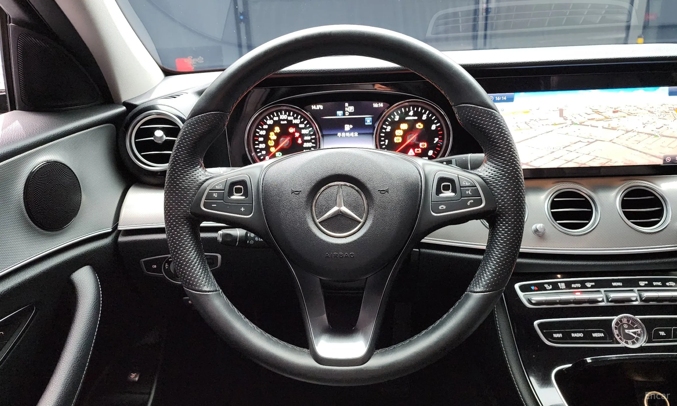 Mercedes Benz E-Class W213 превью 13