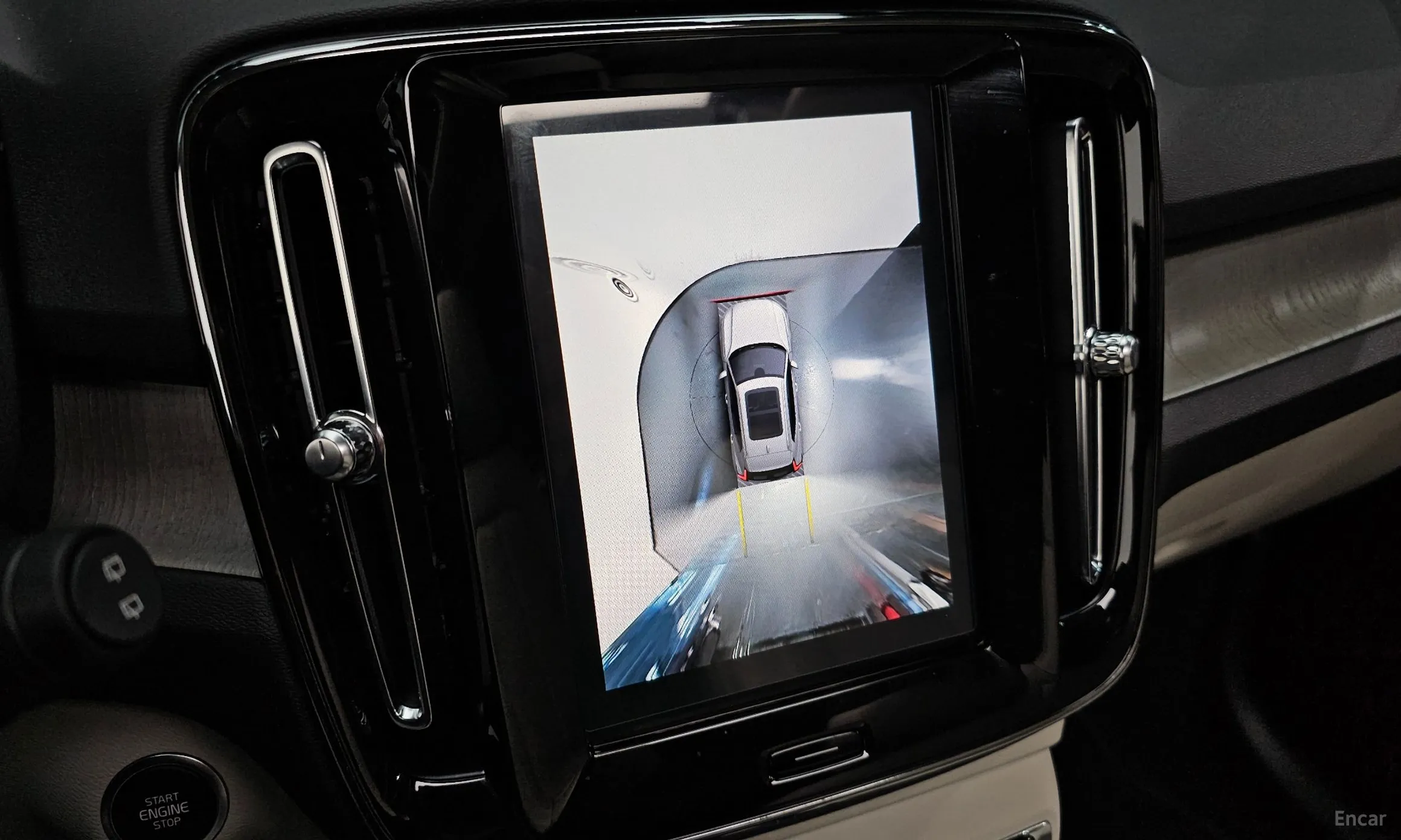 Volvo XC40 превью 15