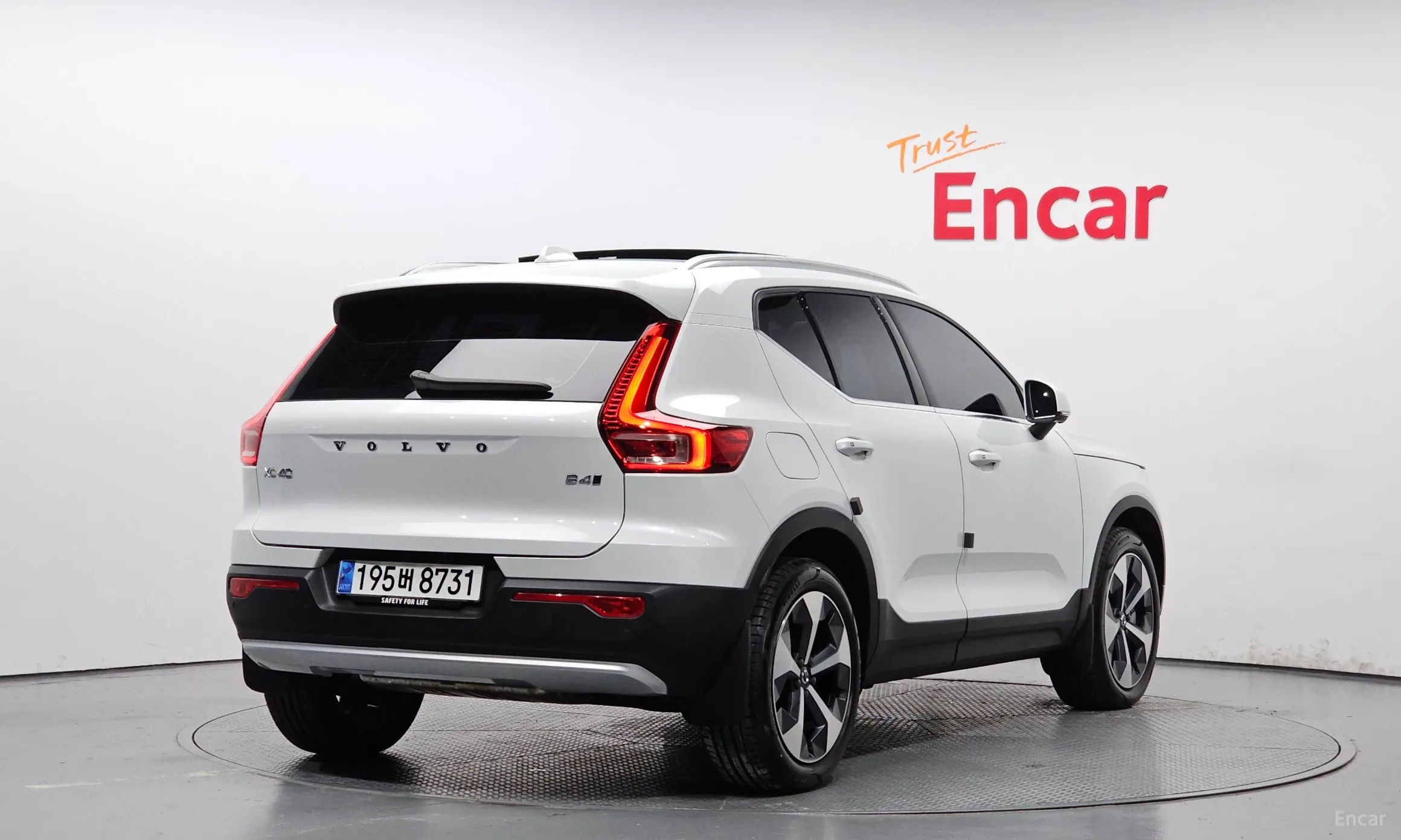 Volvo XC40 превью 2