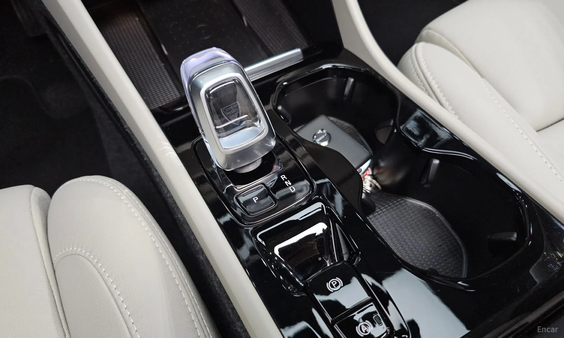 Volvo XC40 превью 9