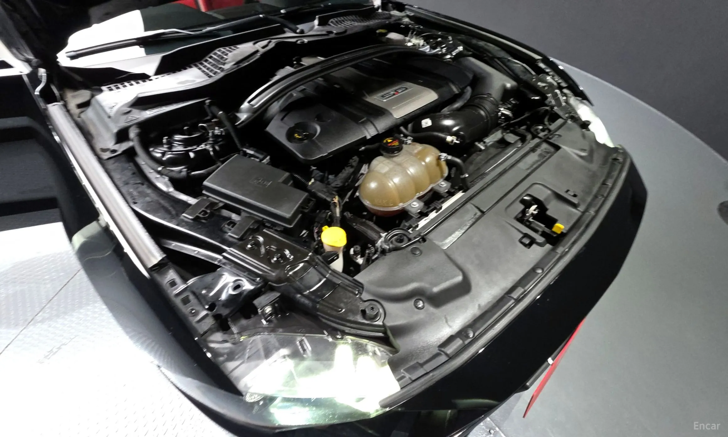 Ford Mustang превью 6