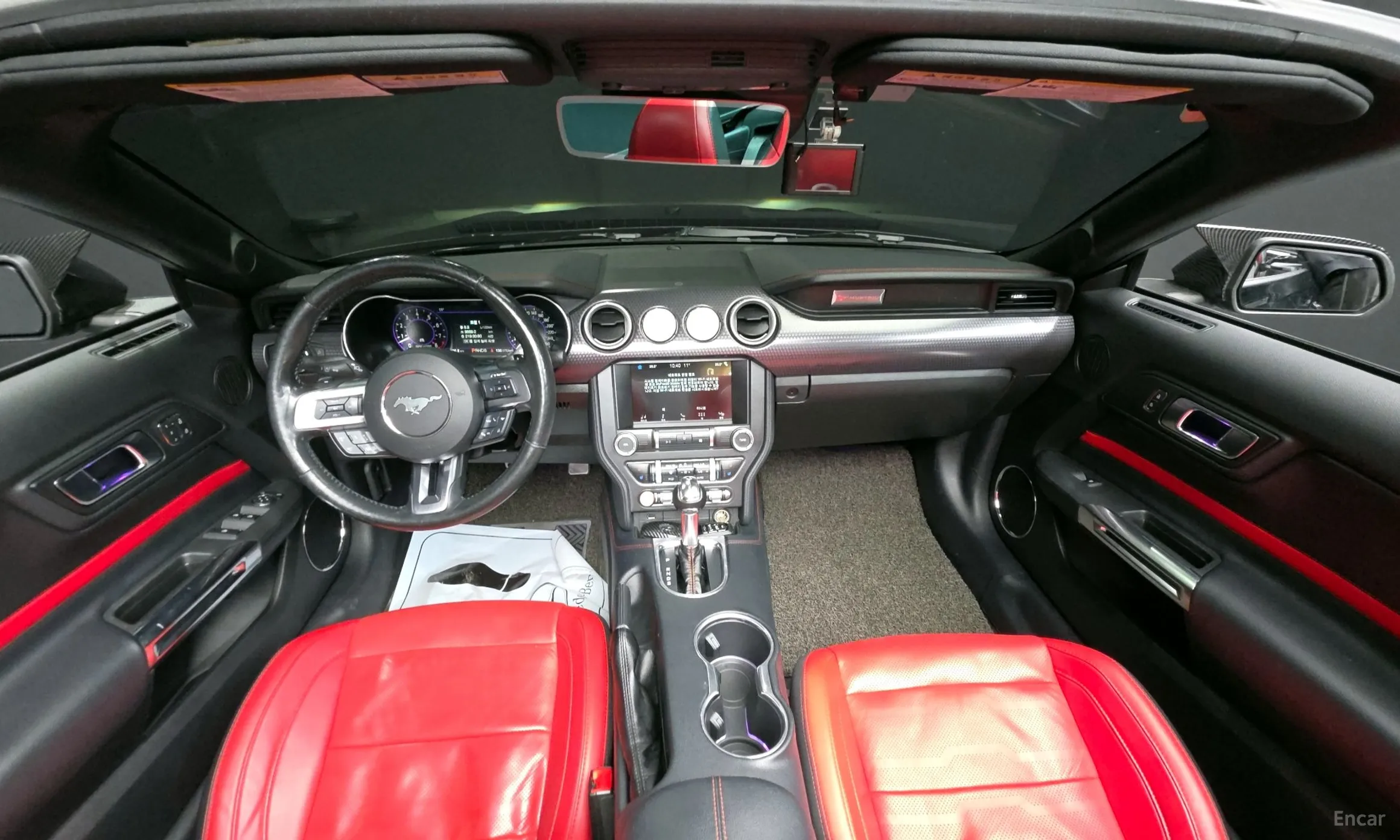 Ford Mustang превью 7