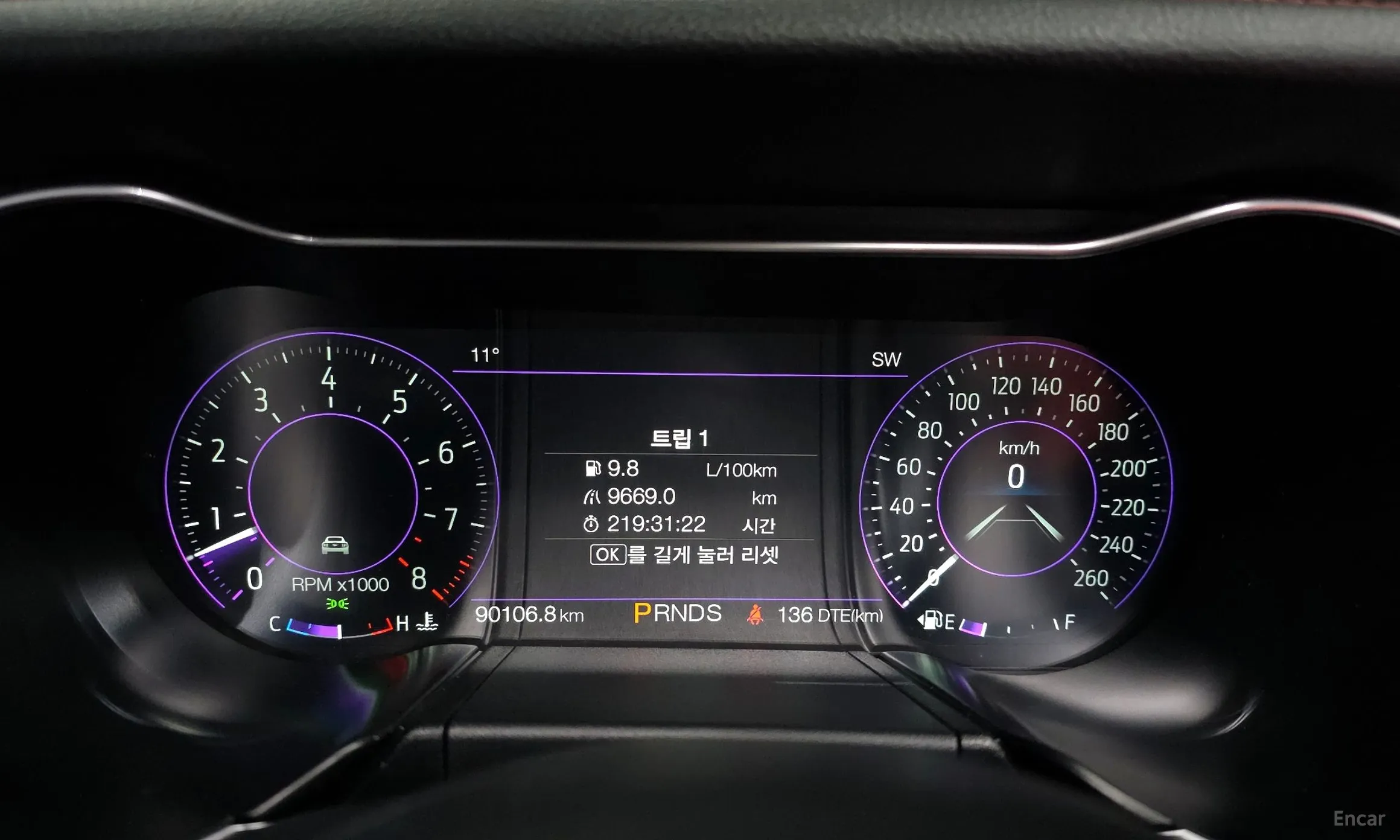 Ford Mustang превью 8