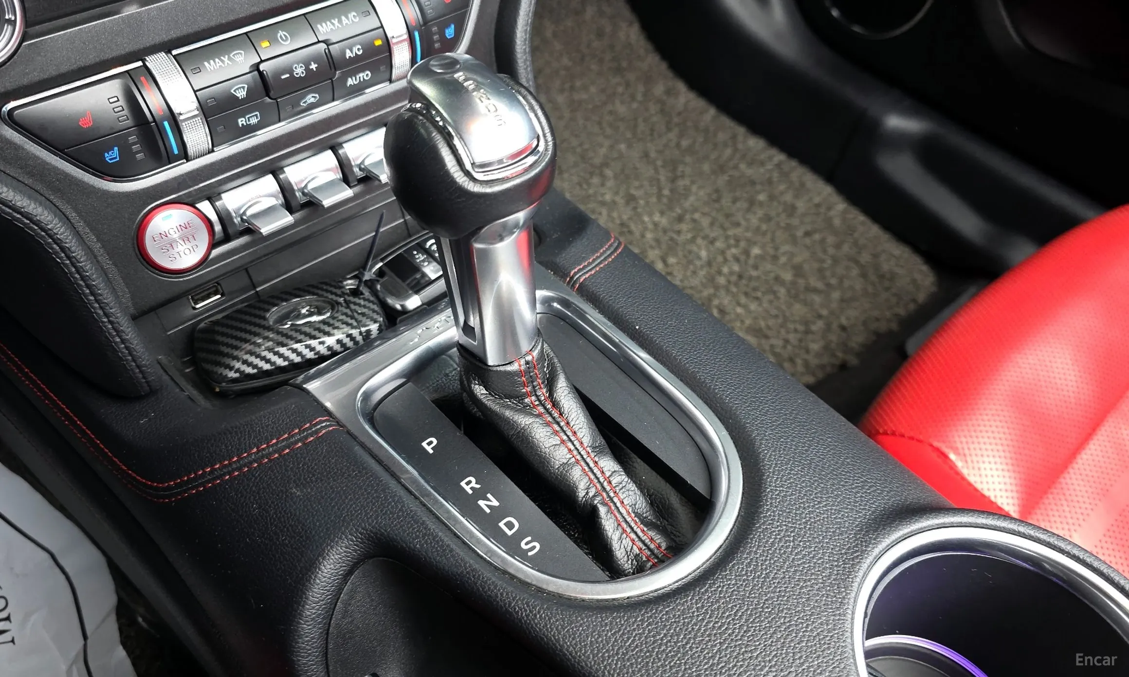 Ford Mustang превью 9