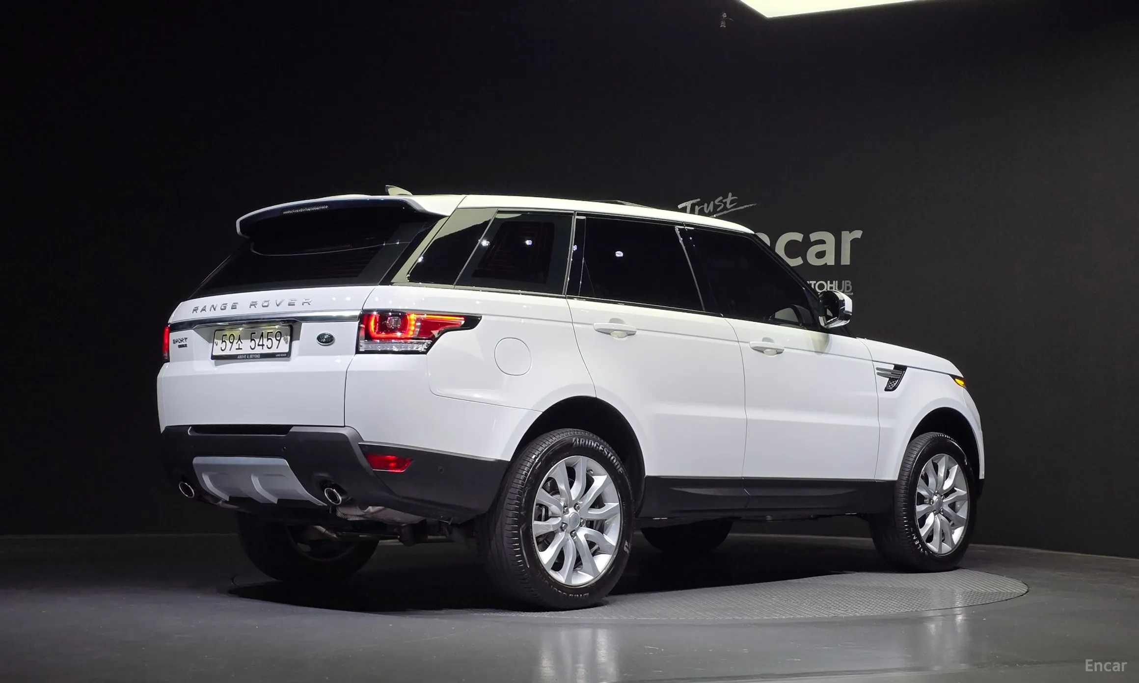 Land Rover Range Rover Sport 2nd Generation превью 2