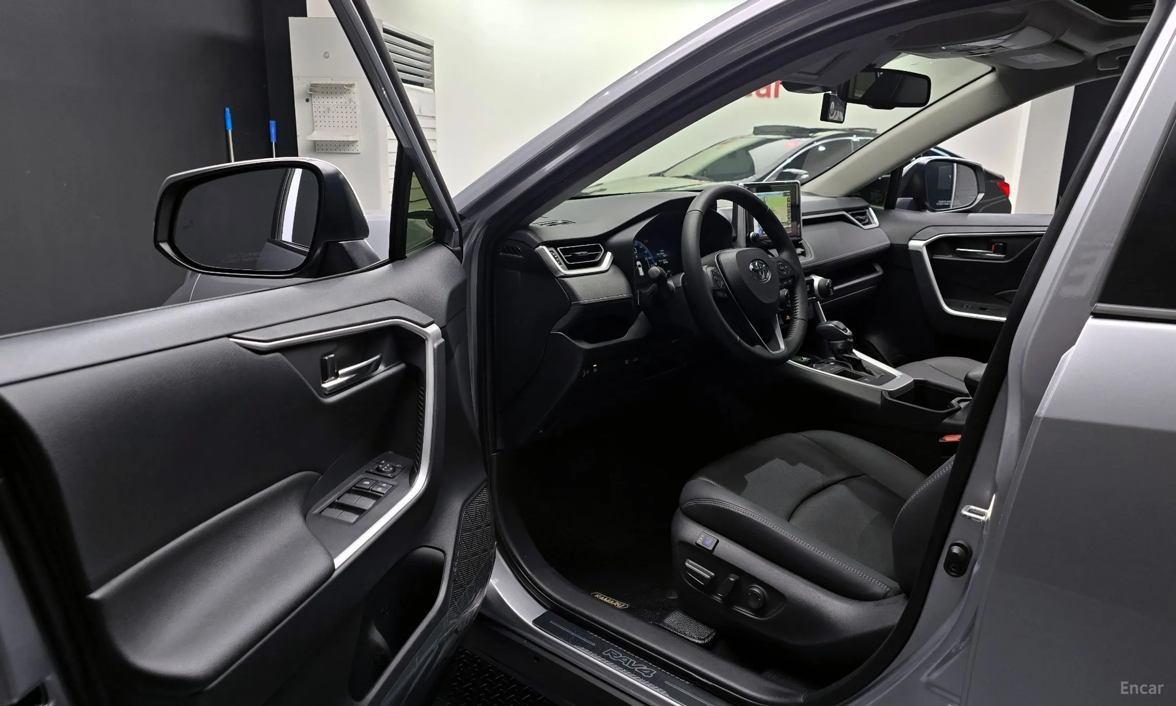 Toyota RAV4 5th Generation превью 10