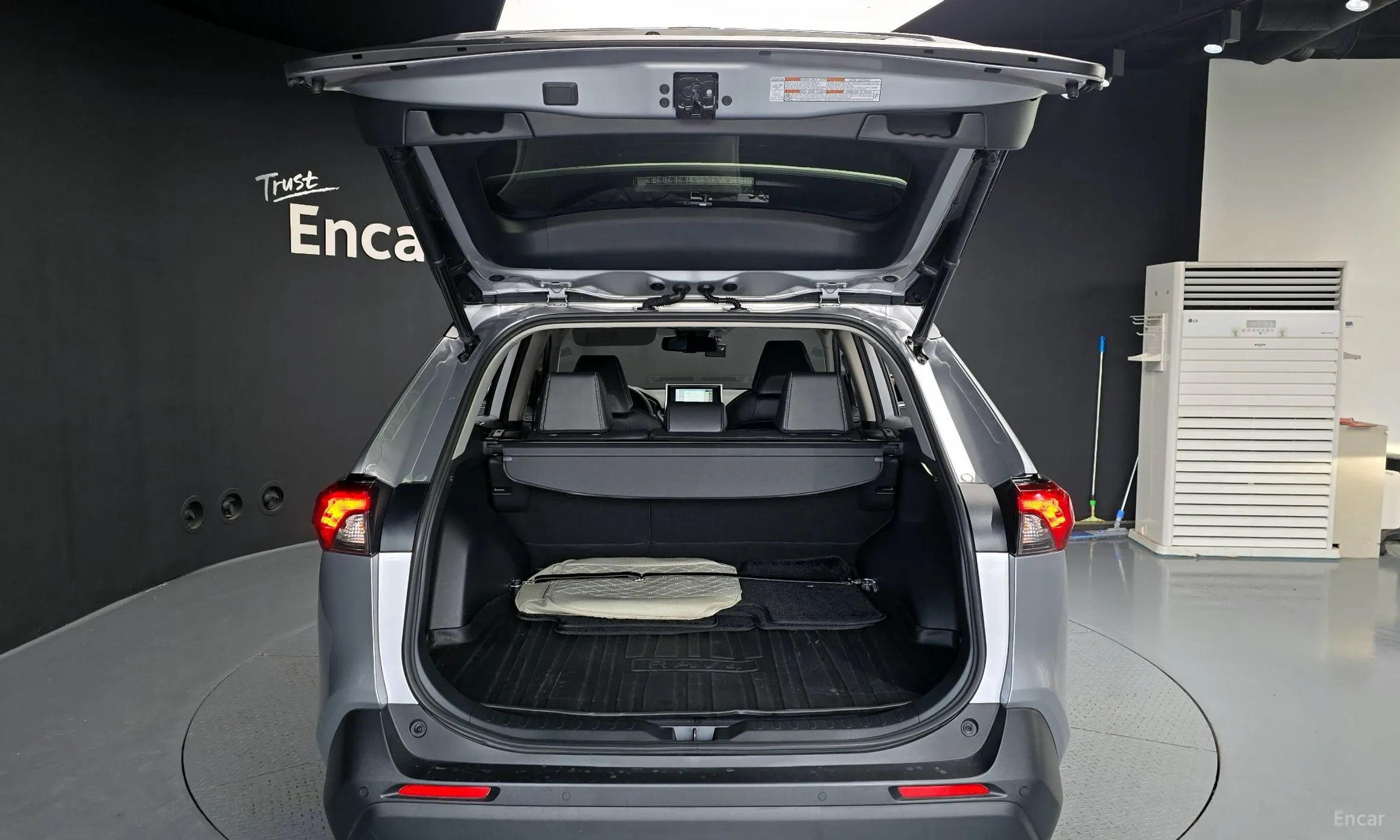 Toyota RAV4 5th Generation превью 20
