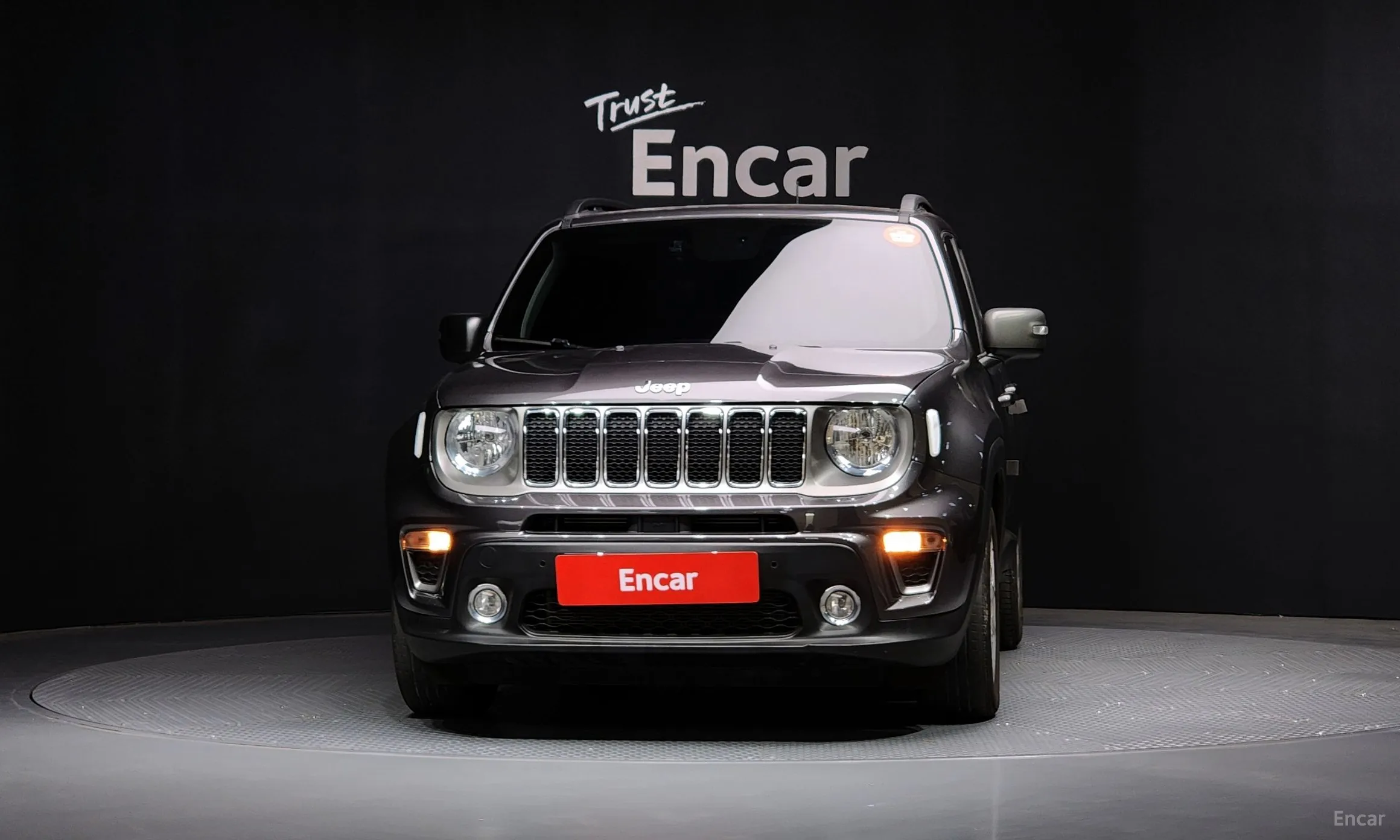 Jeep Renegade превью 3