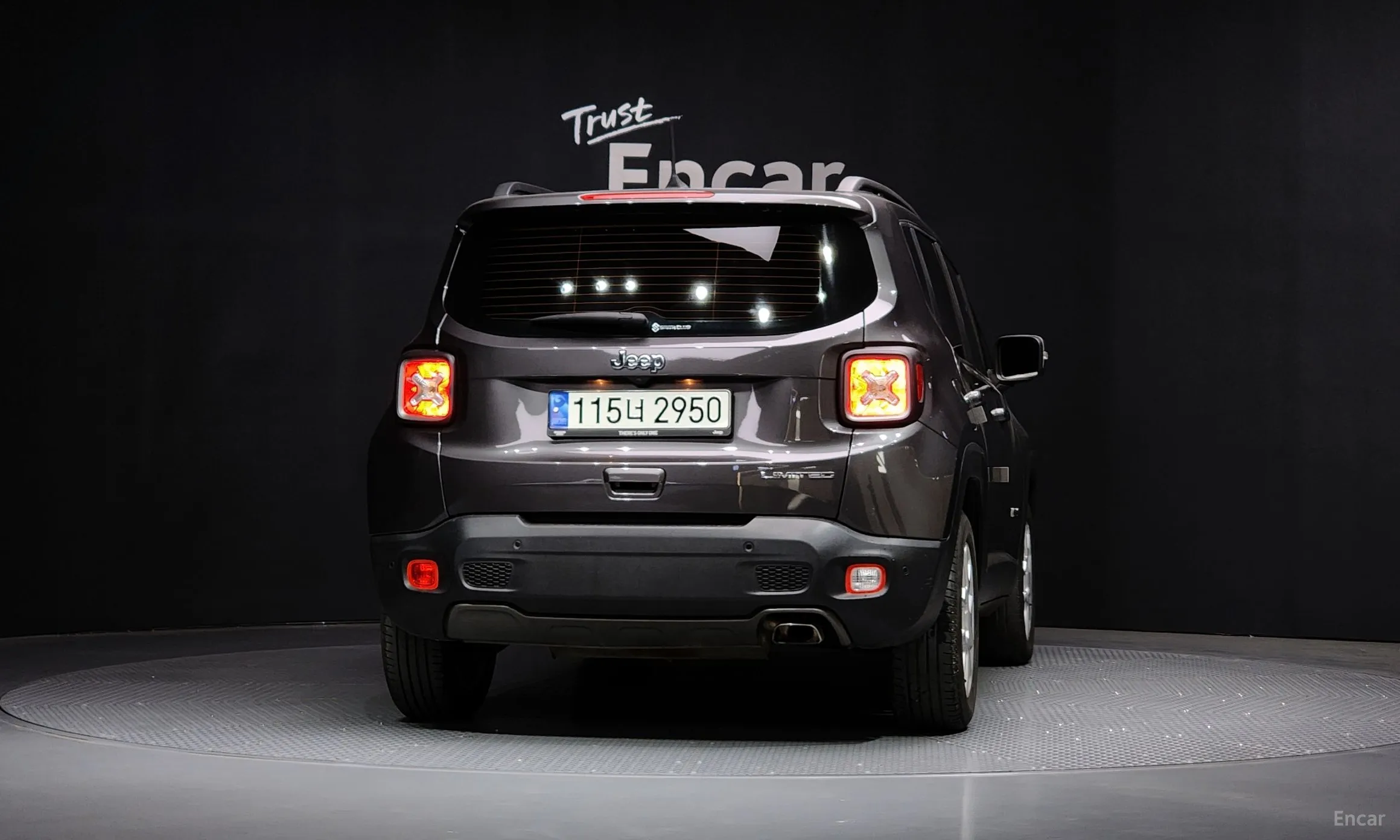 Jeep Renegade превью 4