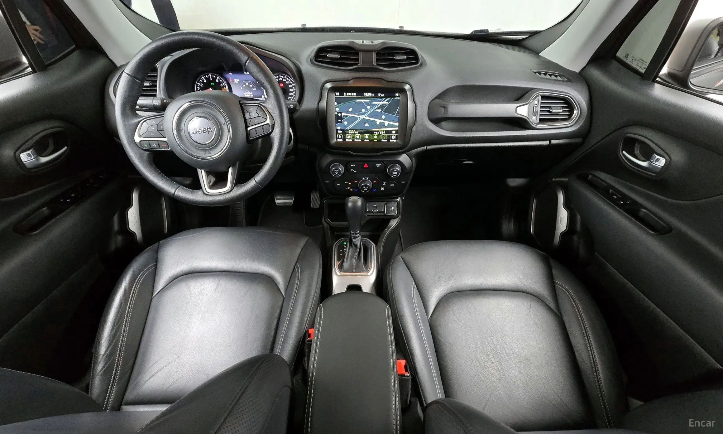 Jeep Renegade превью 7