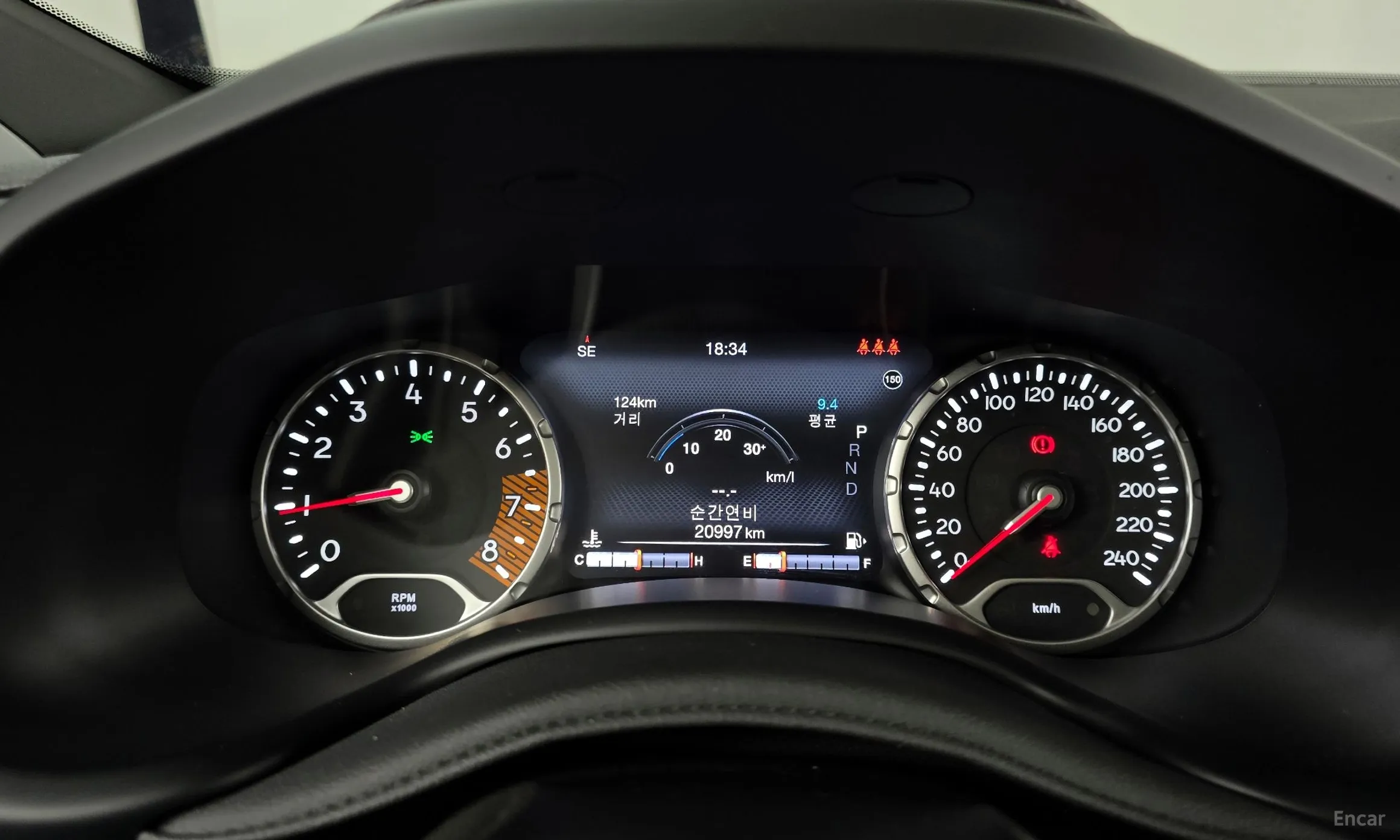 Jeep Renegade превью 8