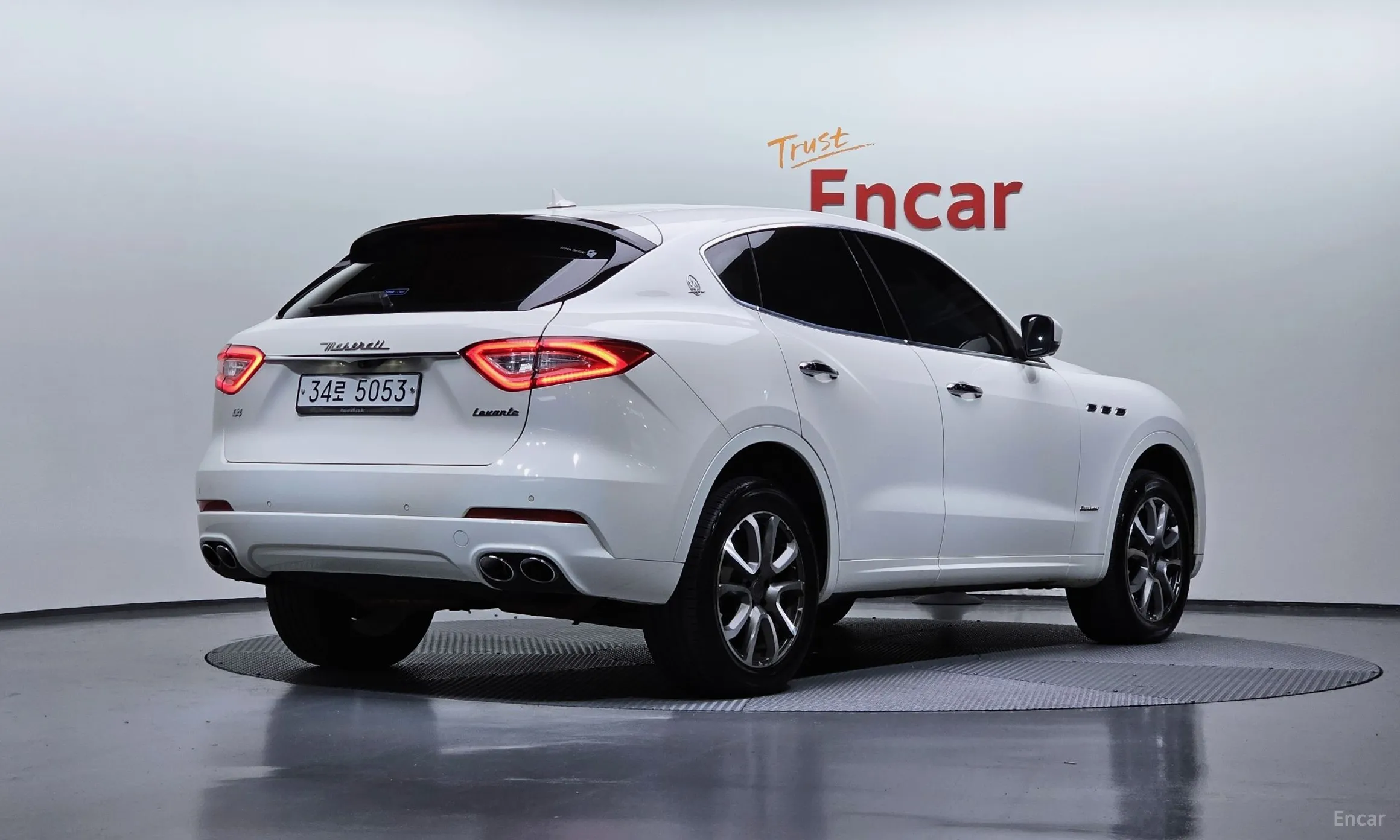Maserati Levante превью 2