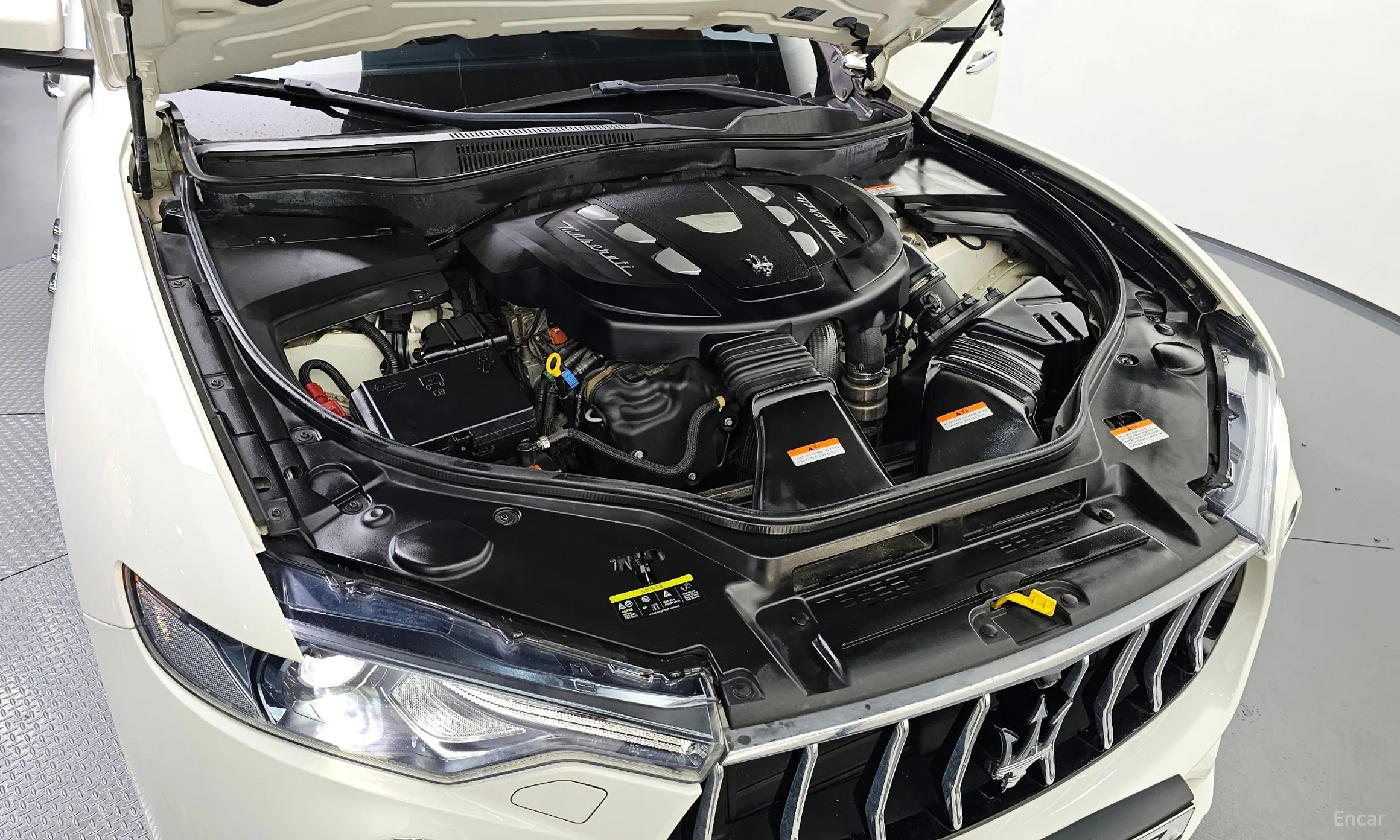 Maserati Levante превью 6