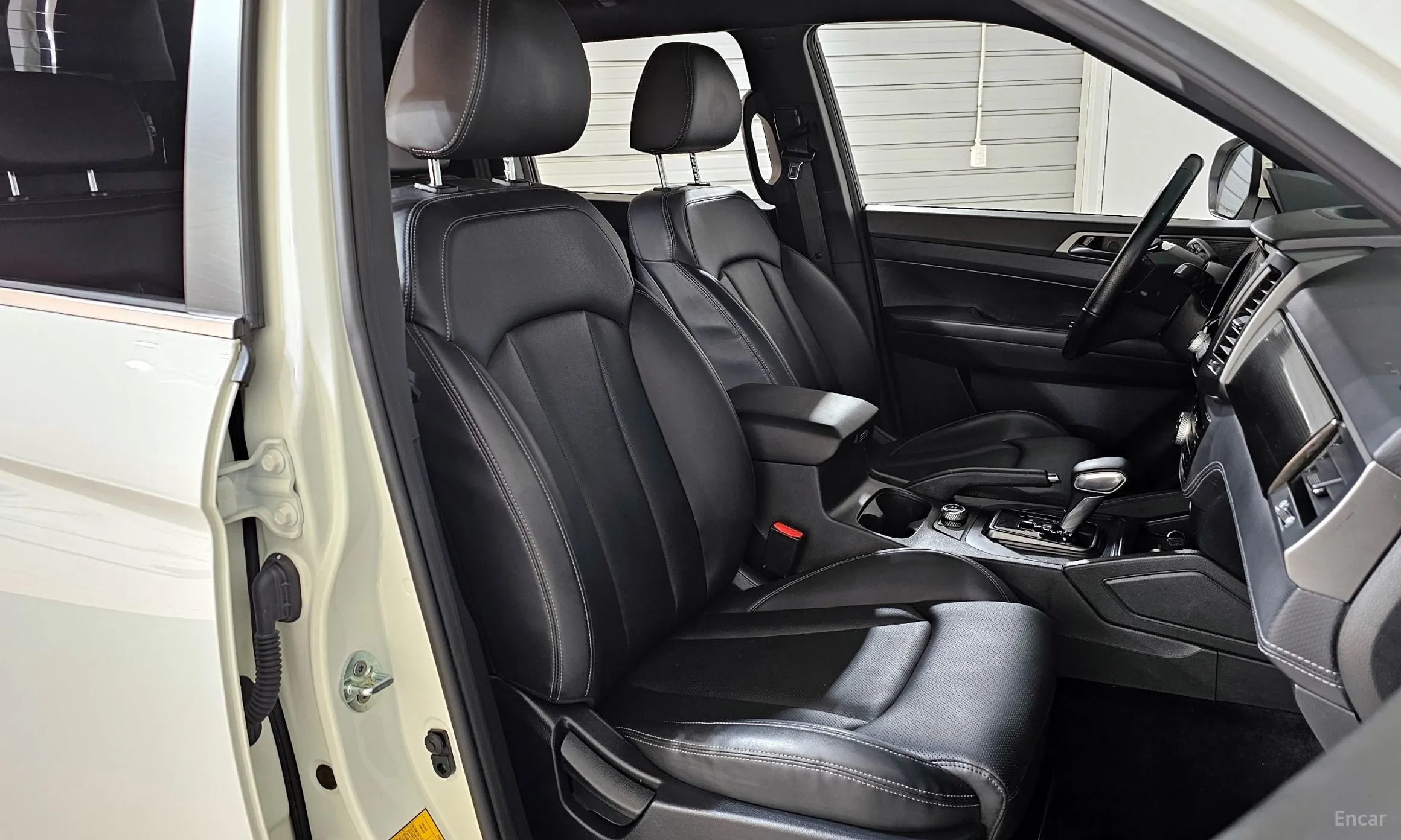 KG Mobility (SsangYong) Rexton Sports превью 10
