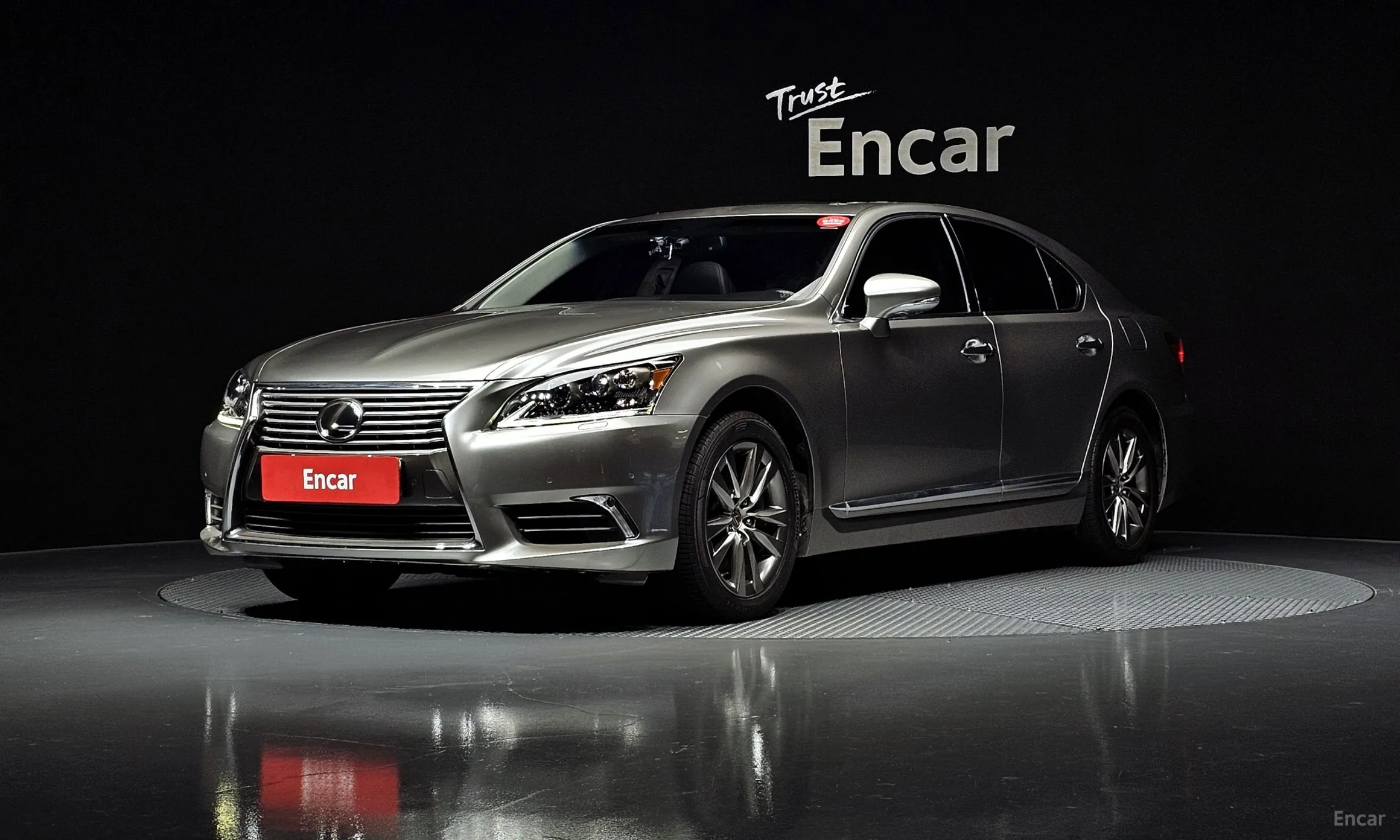 Lexus LS460
