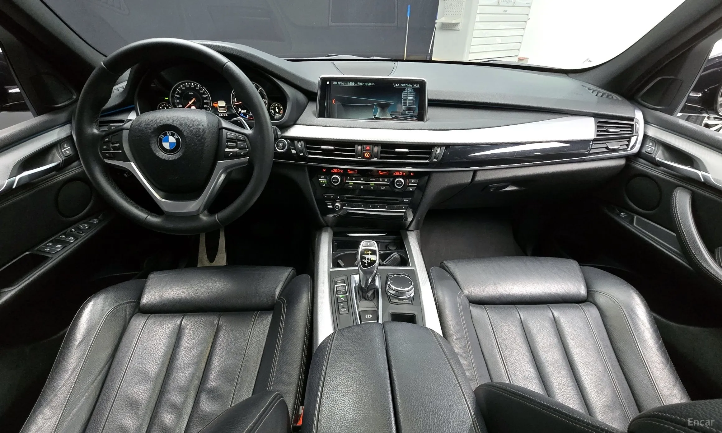 BMW X5 (F15) превью 7