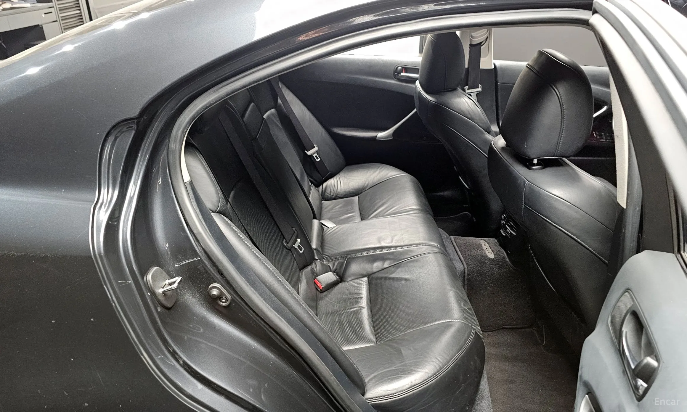 Lexus IS250 превью 11