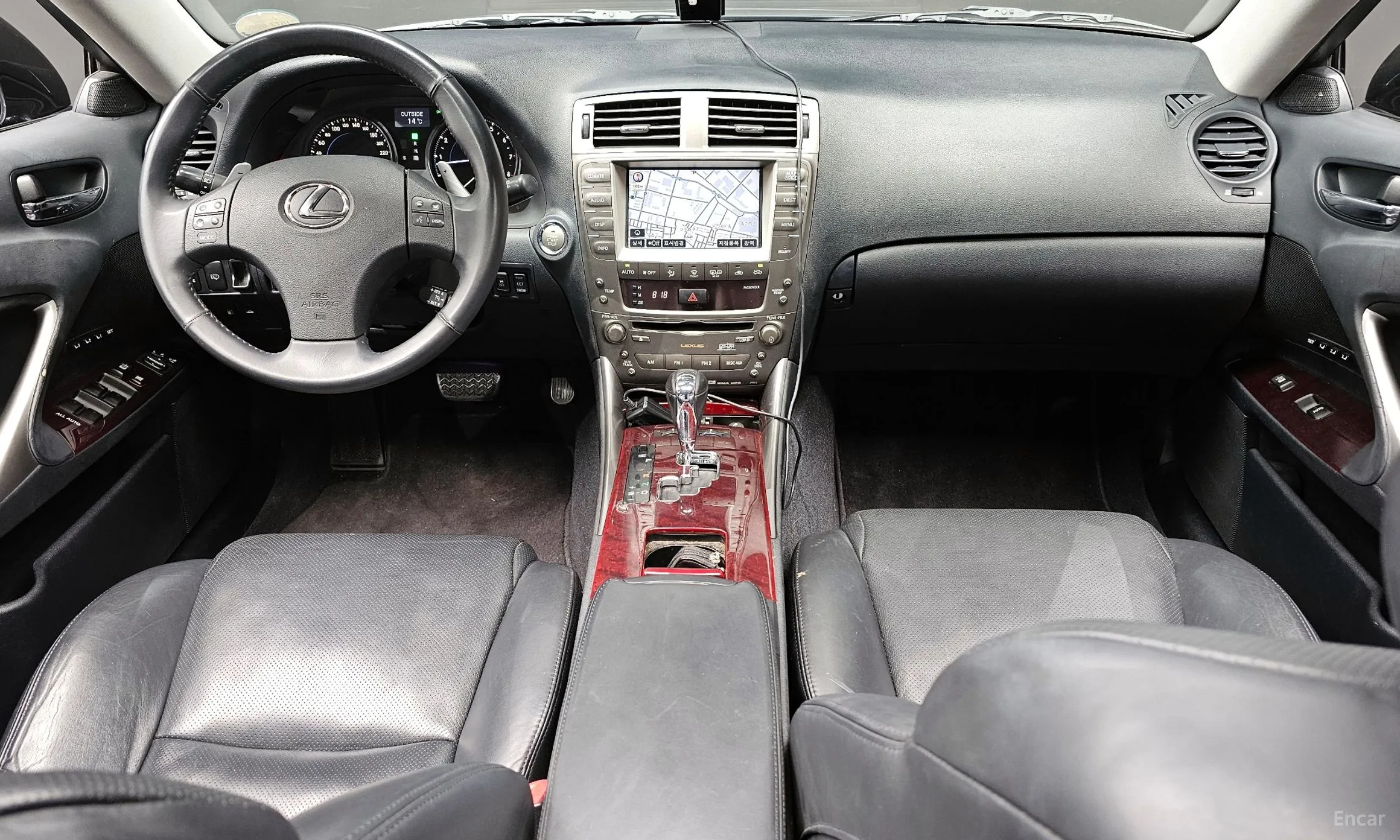 Lexus IS250 превью 7