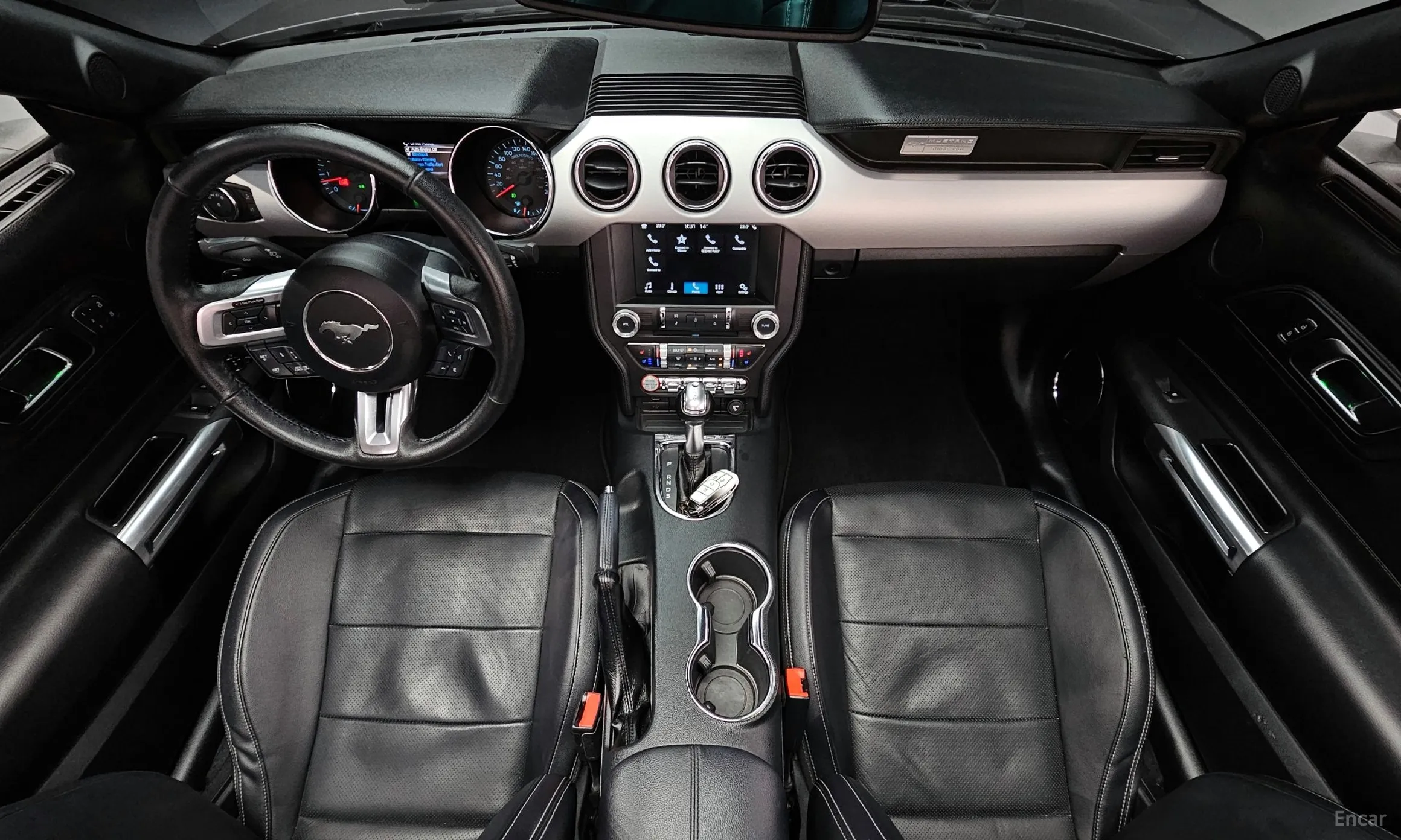 Ford Mustang превью 7