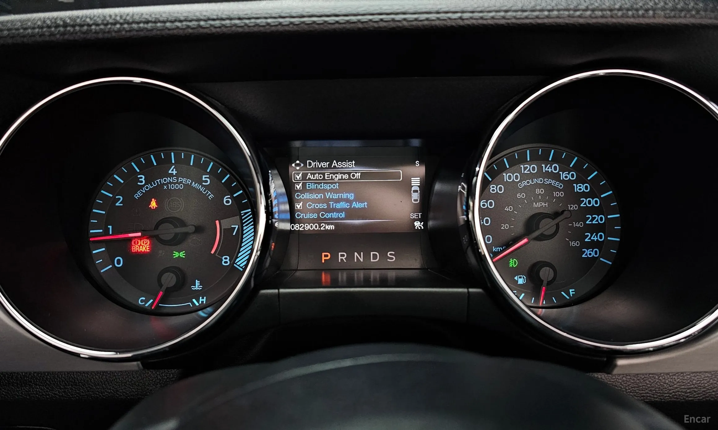 Ford Mustang превью 8