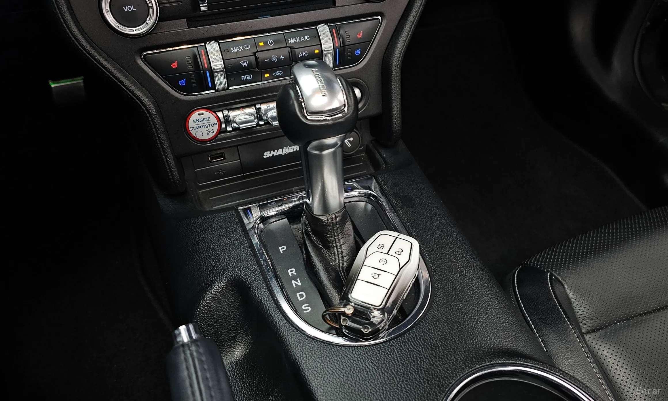 Ford Mustang превью 9