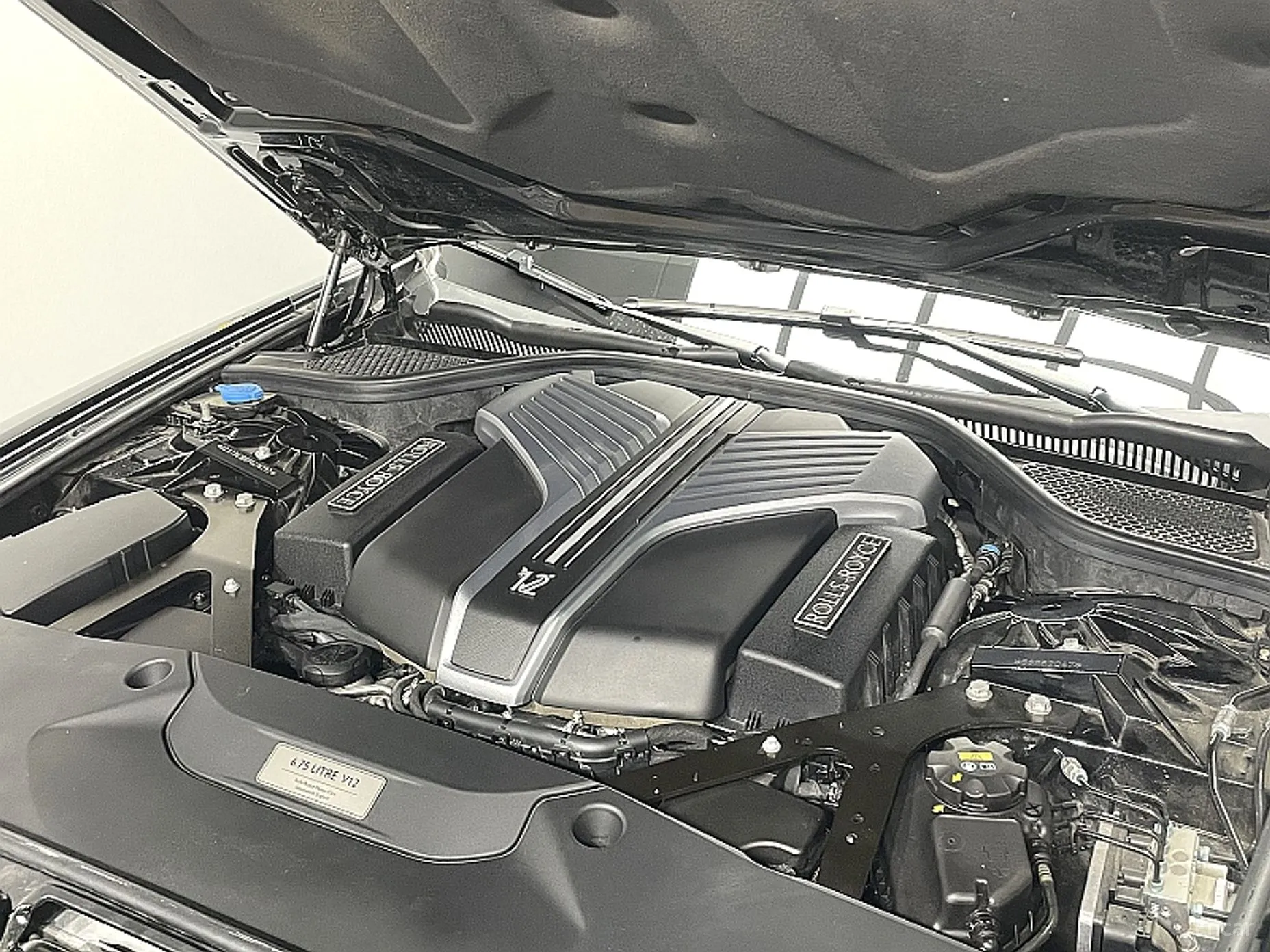 Rolls-Royce Ghost 2nd Generation превью 6