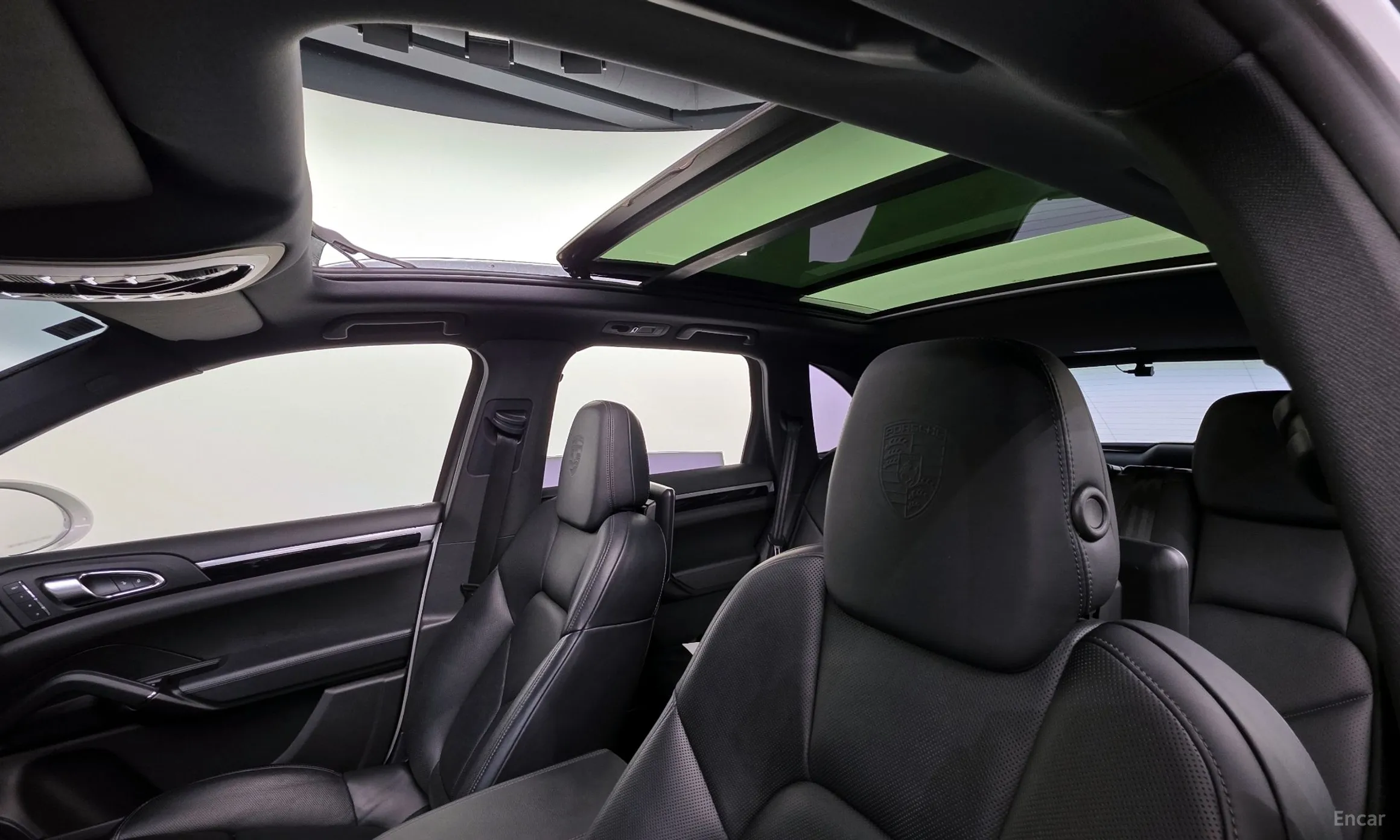 Porsche New Cayenne превью 19