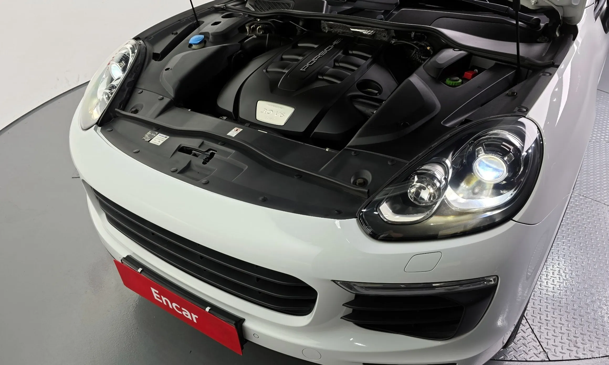 Porsche New Cayenne превью 6