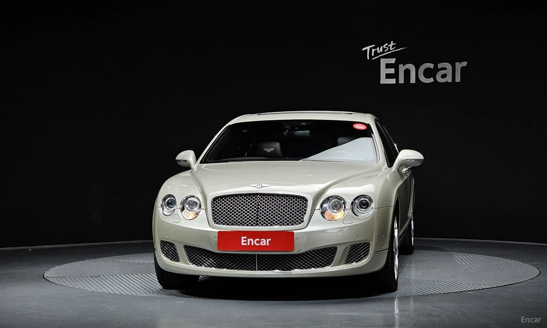 Bentley Flying Spur Gen 1 превью 3