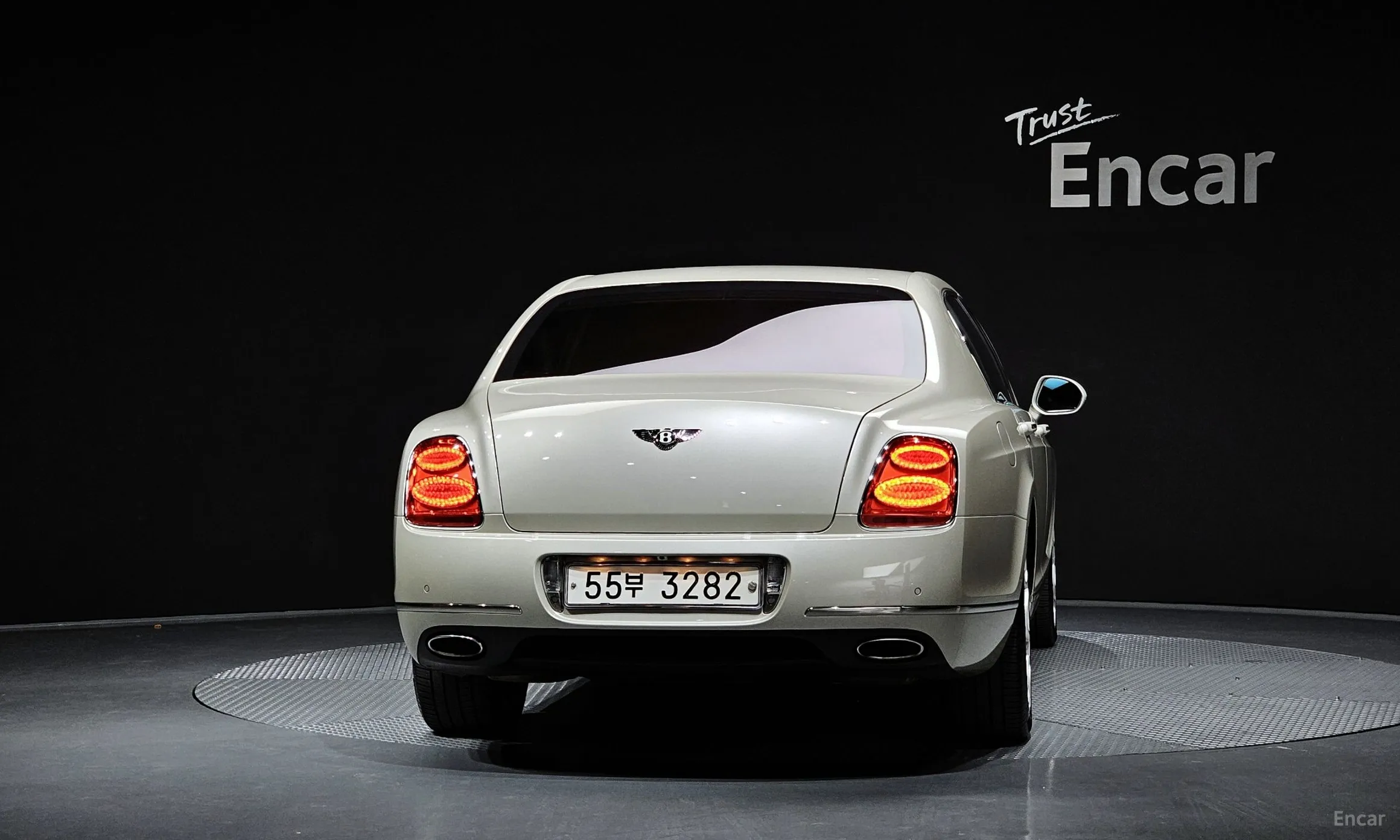 Bentley Flying Spur Gen 1 превью 4