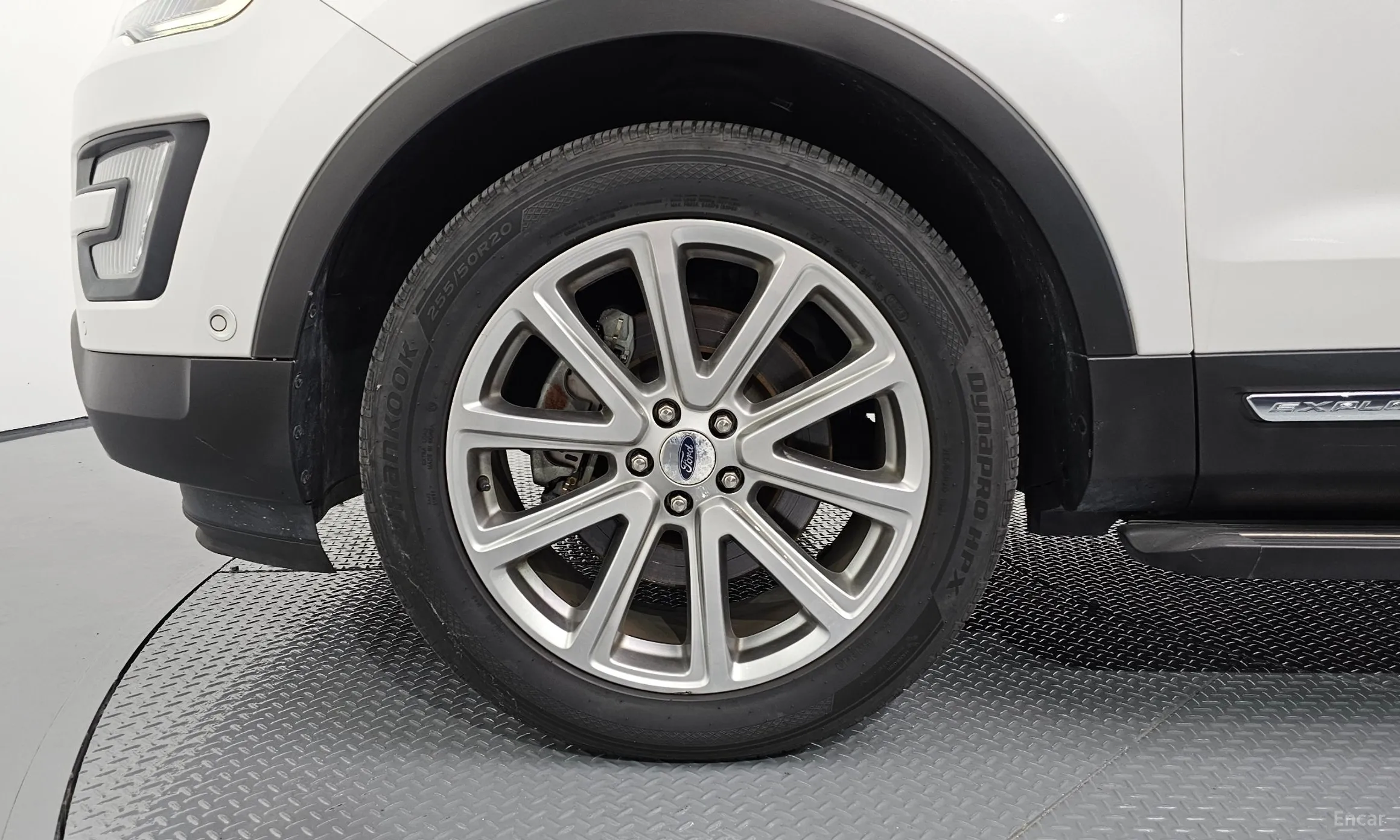 Ford Explorer превью 5