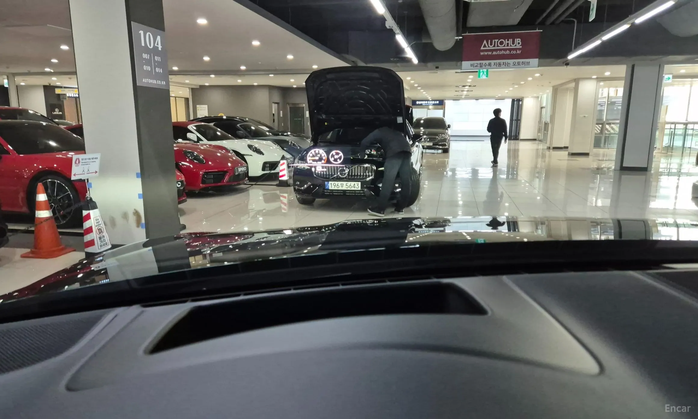 Porsche Cayenne (PO536) превью 18